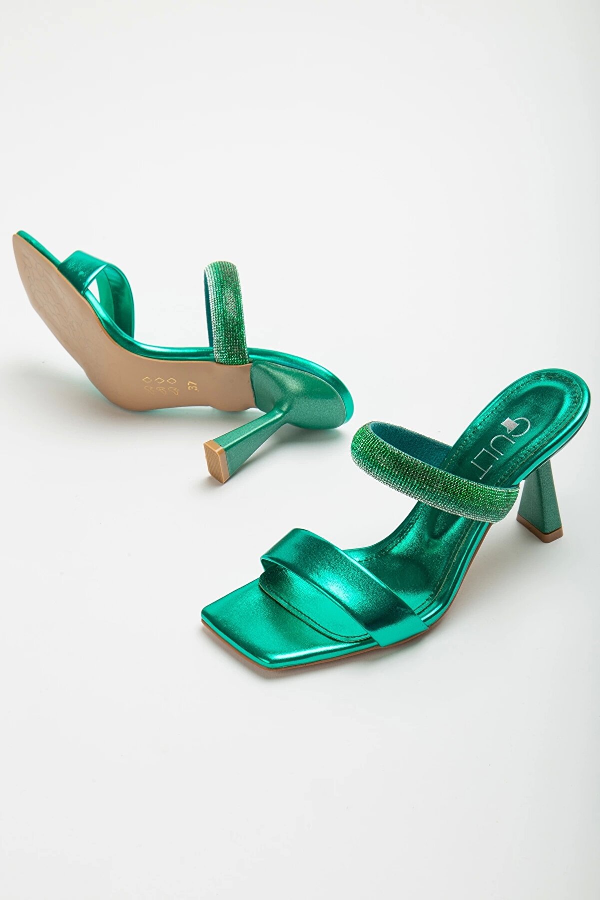 Gult Kadın Renkli̇ Taşlı Terli̇k