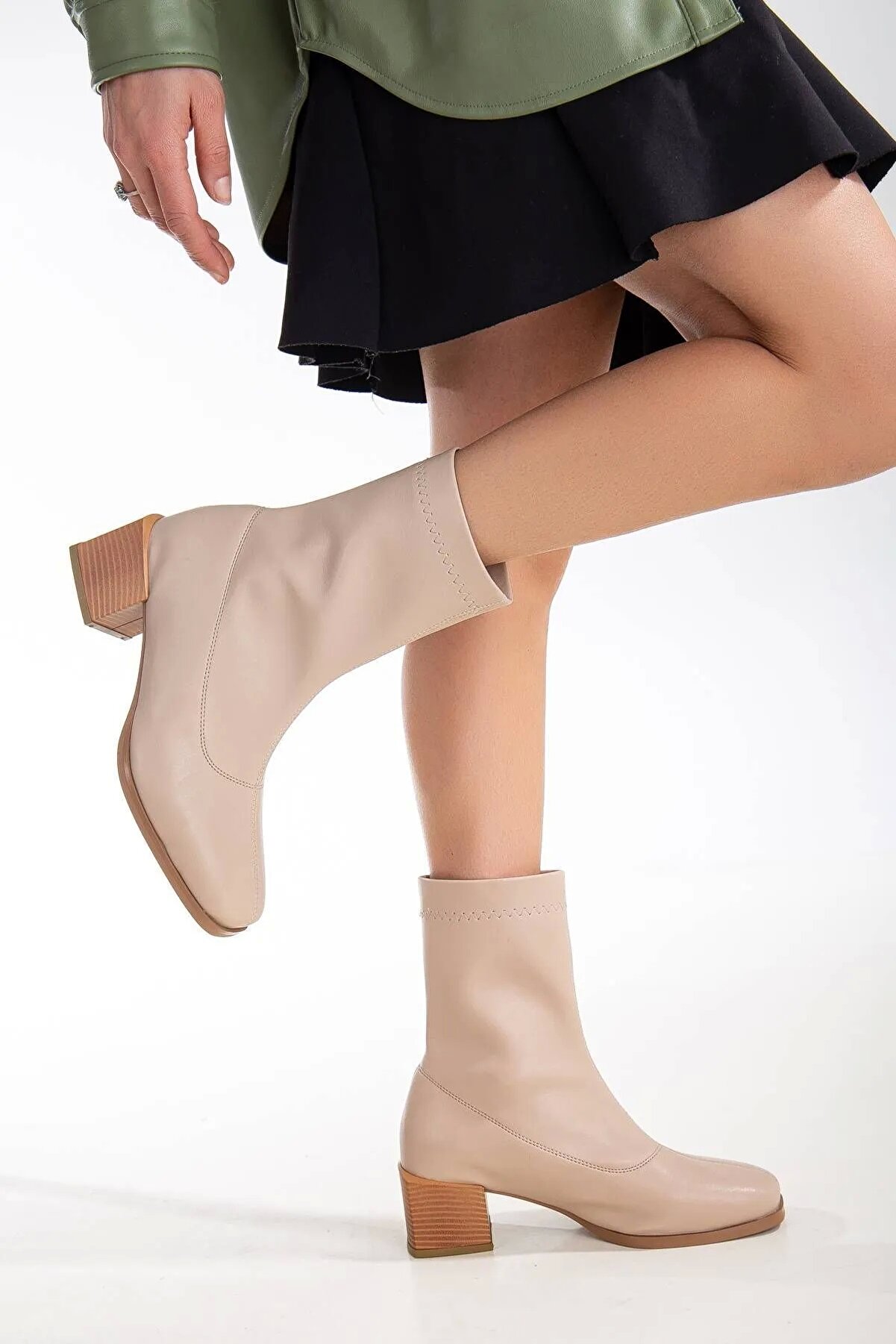 Gult Kadın Küt Burunlu 5 Cm Topuklu Rahat Tam Kalıp Nude Strech Bot