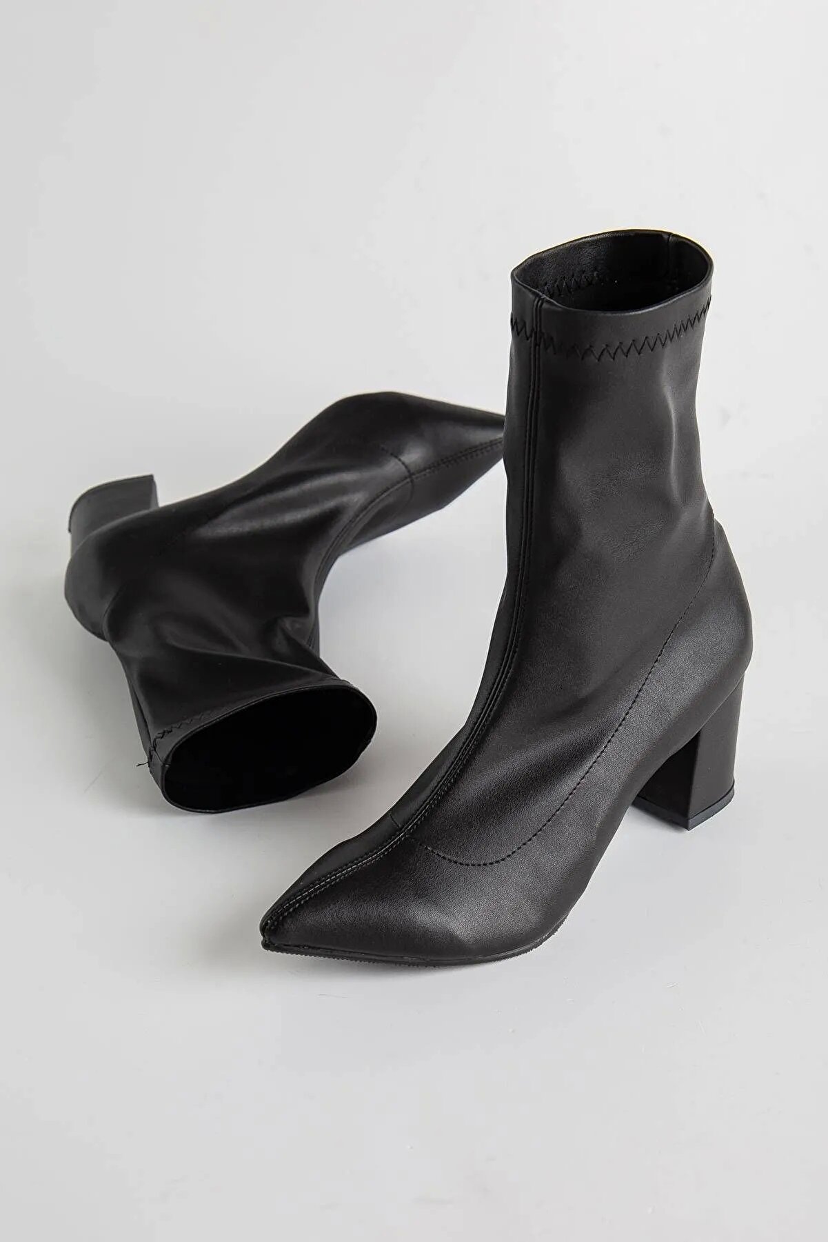 Gult Kadın Si̇yah Ci̇lt Streç Bot, Kadın Topuklu Bot & Booti̇e