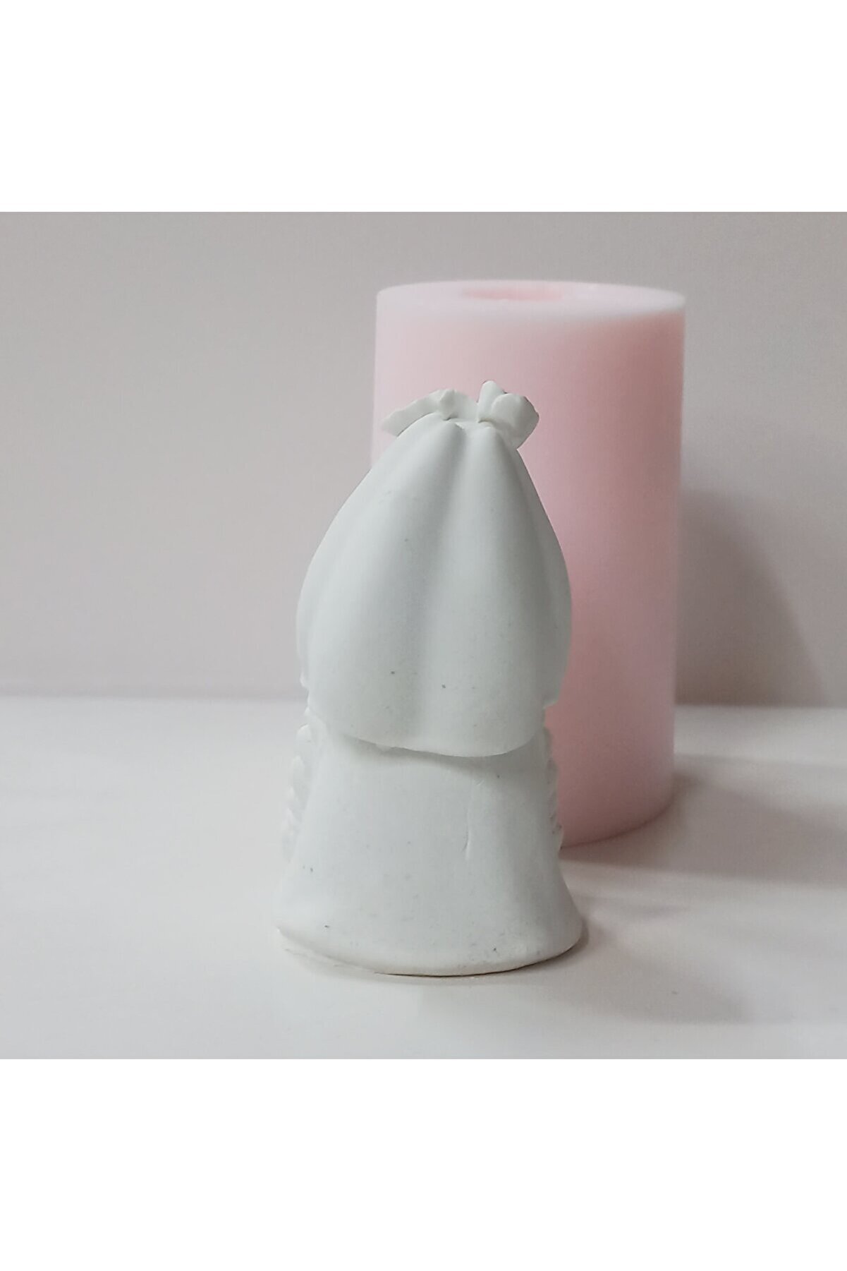 Kalıpcınızburada Çi̇çekli̇ Noel Gnom Si̇li̇kon Kalıp - K7600