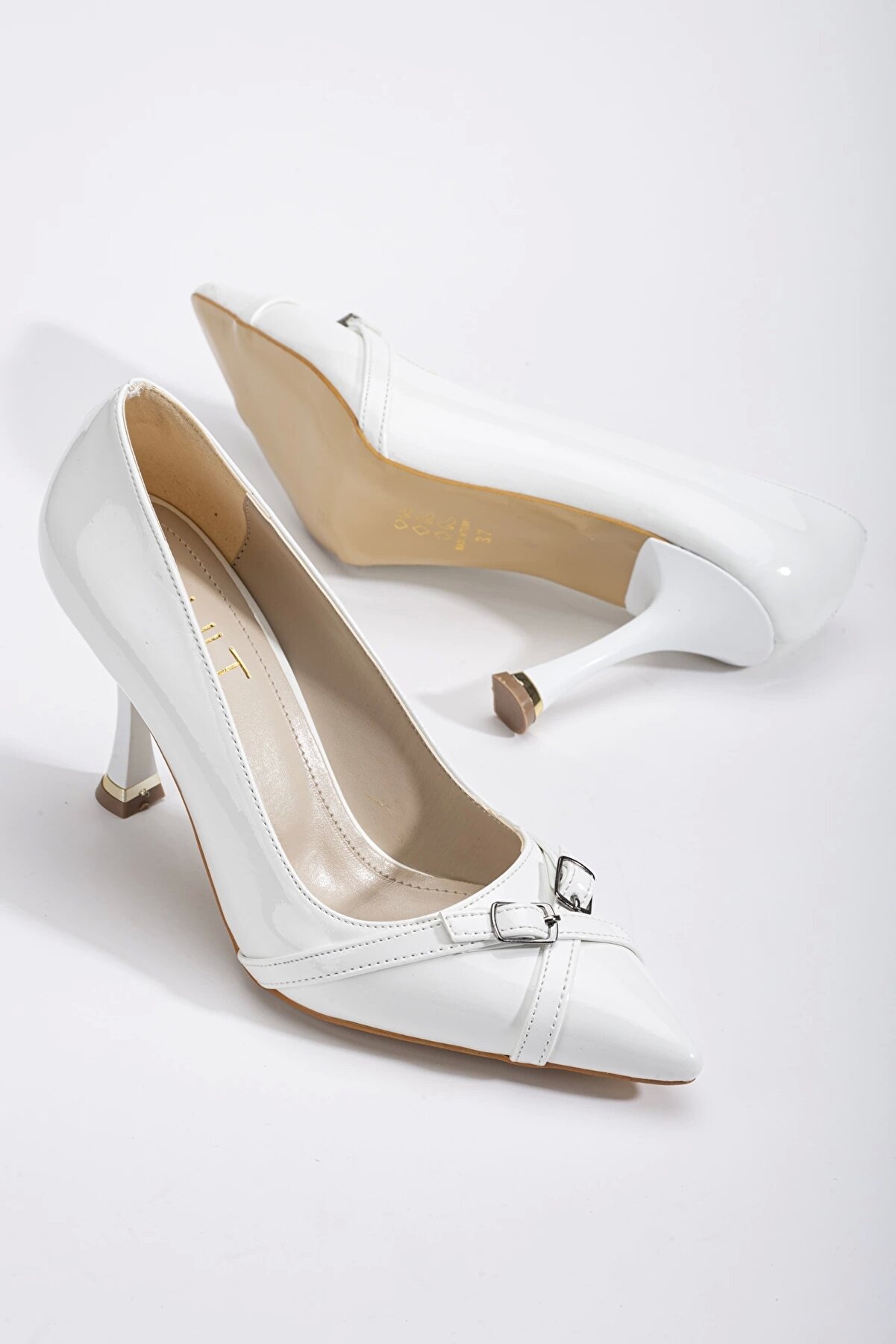 Gult Abi̇ye Rugan Kombi̇ni̇ Beyaz