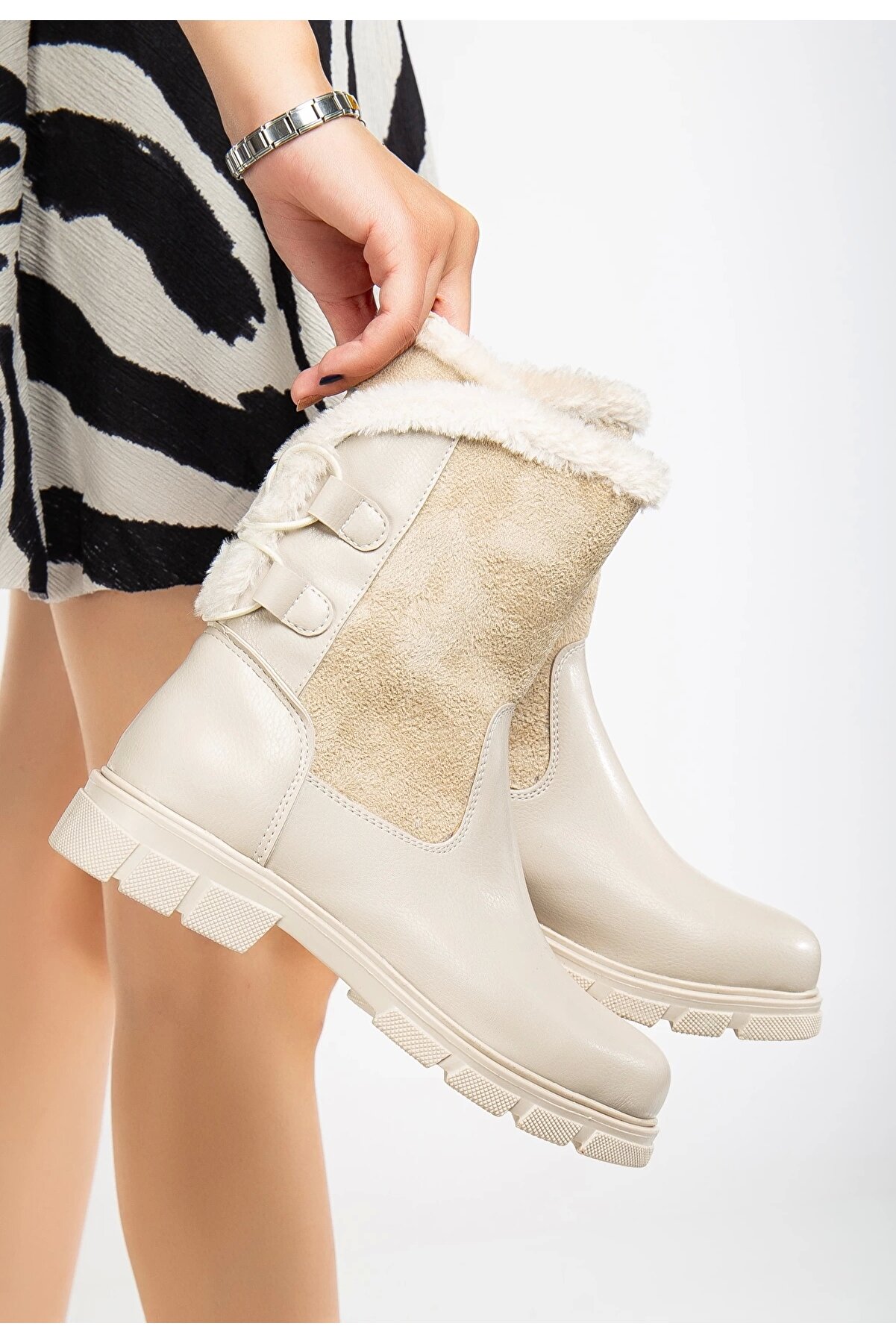 Gult Kadın Kürklü Bot Bej
