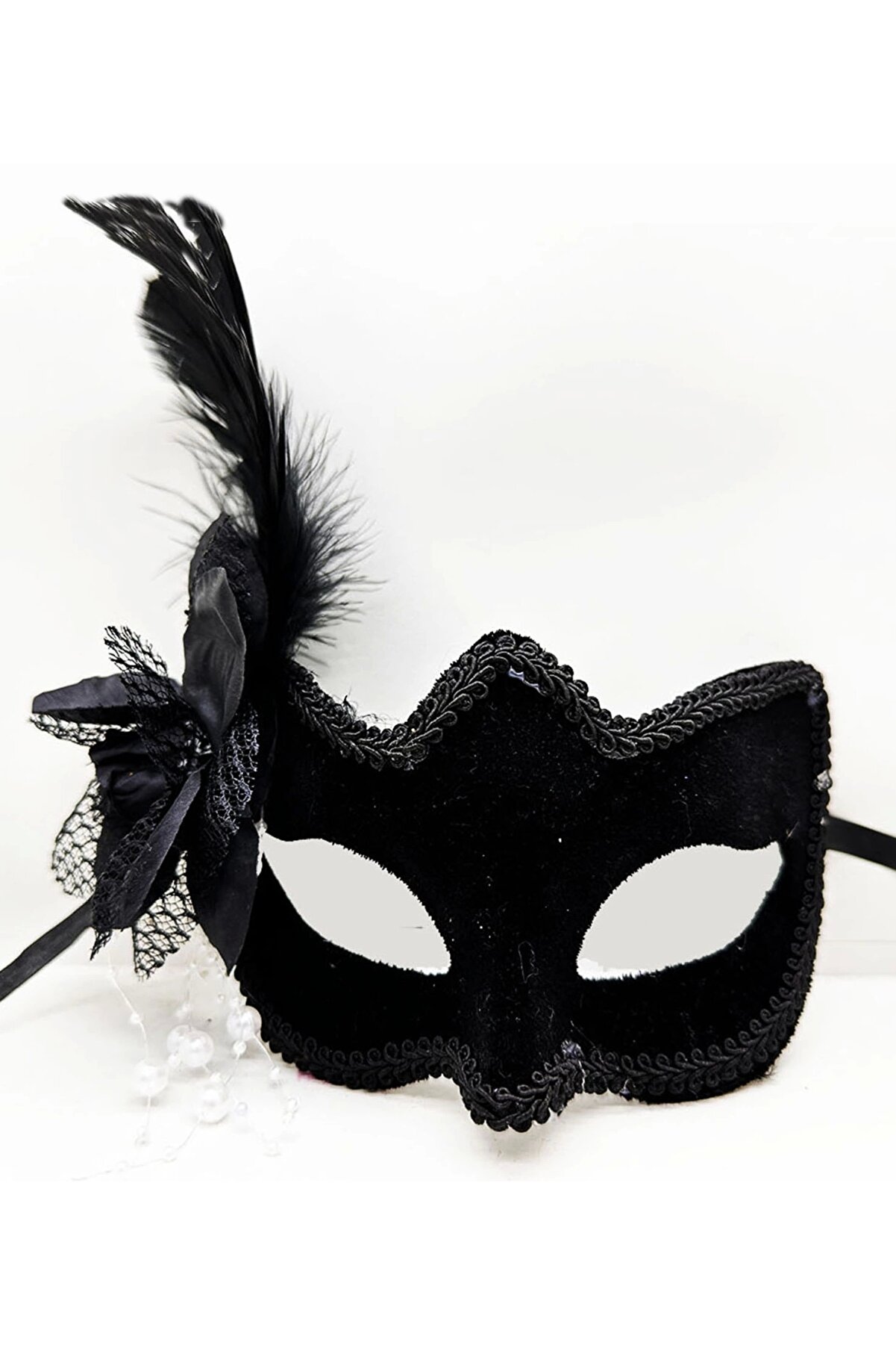 Go İthalat Si̇yah Renk Yandan T&uuml;yl&uuml; Beyaz Inci̇li̇ S&uuml;et Kaplama A Kali̇te L&uuml;ks Parti̇ Maskesi̇ 20X23 Cm (4533)