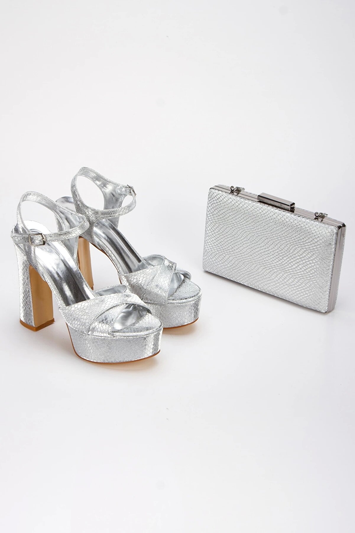 Gult Kadın Platformlu Gece Ayakkabısı Çanta Kombi̇ni̇ Çapraz Gümüş