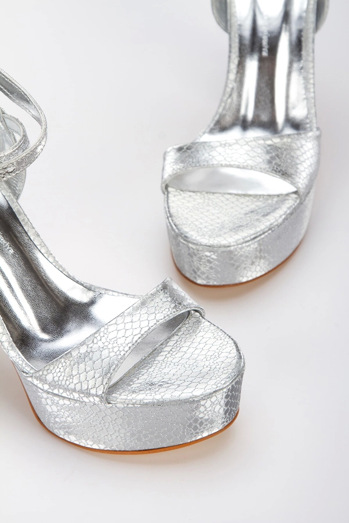 Gult Kadın Platformlu Gece Ayakkabısı &Ccedil;anta Kombi̇ni̇