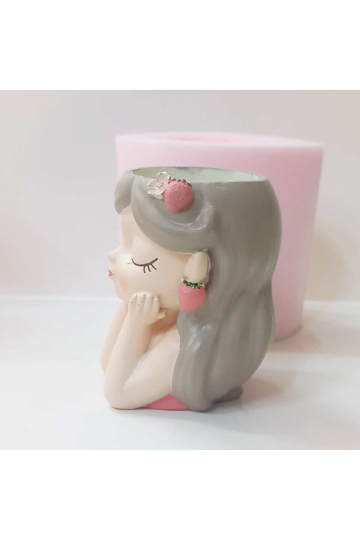 Kalıpcınızburada Çi̇lekli̇ Kız Saksı Si̇li̇kon Kalıp - K7949