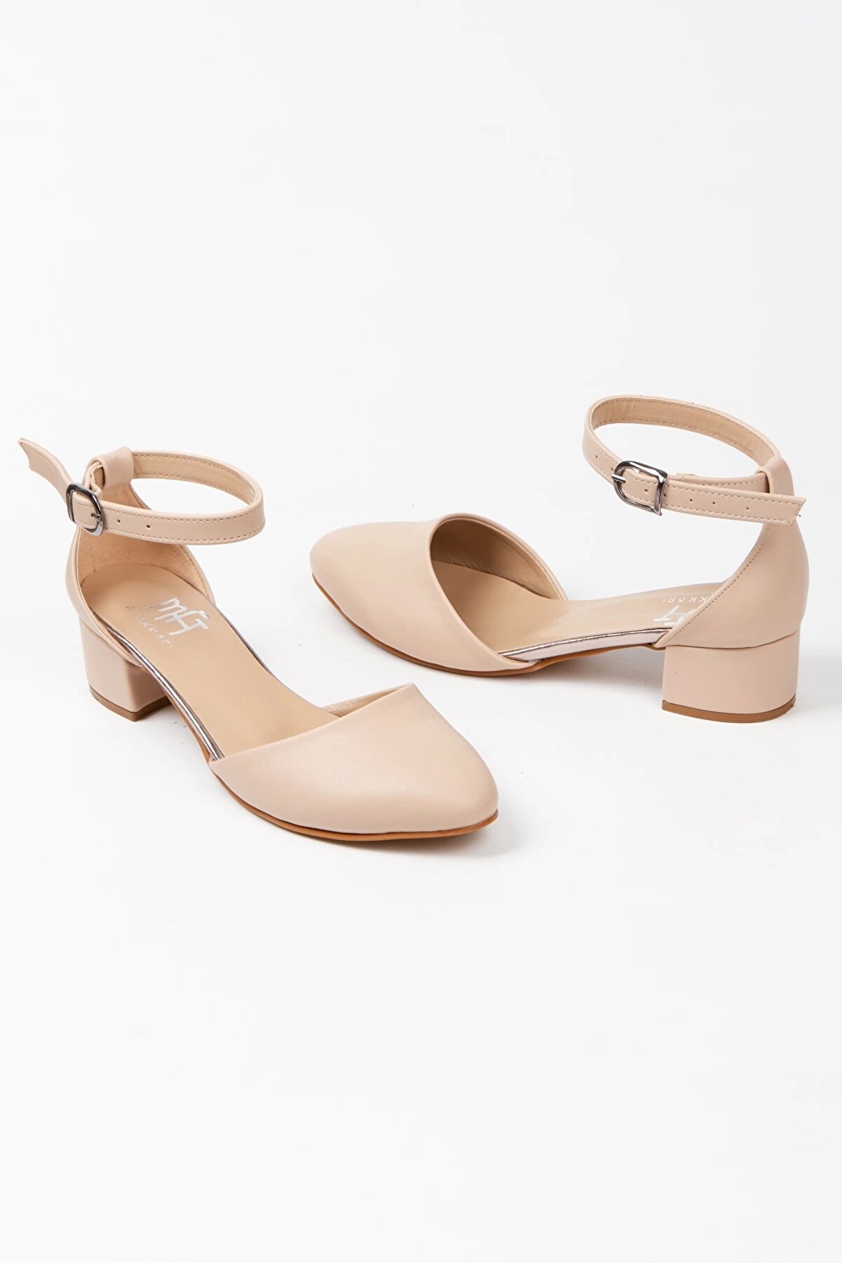 Gult Kalın Topuklu Yanı Açık Ayakkabı Ve Çanta Takımı Nude