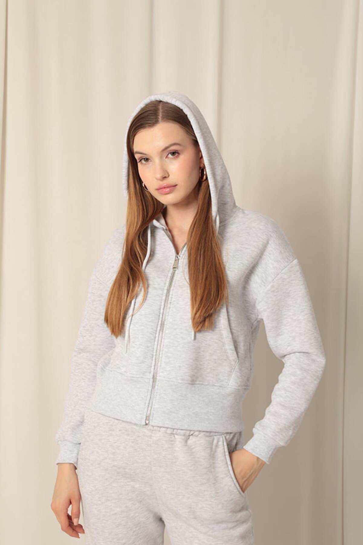 Keops &Uuml;&ccedil; İpli̇k Fermuarlı Kap&uuml;şonlu Kısa A&ccedil;ık Gri̇ Sweat
