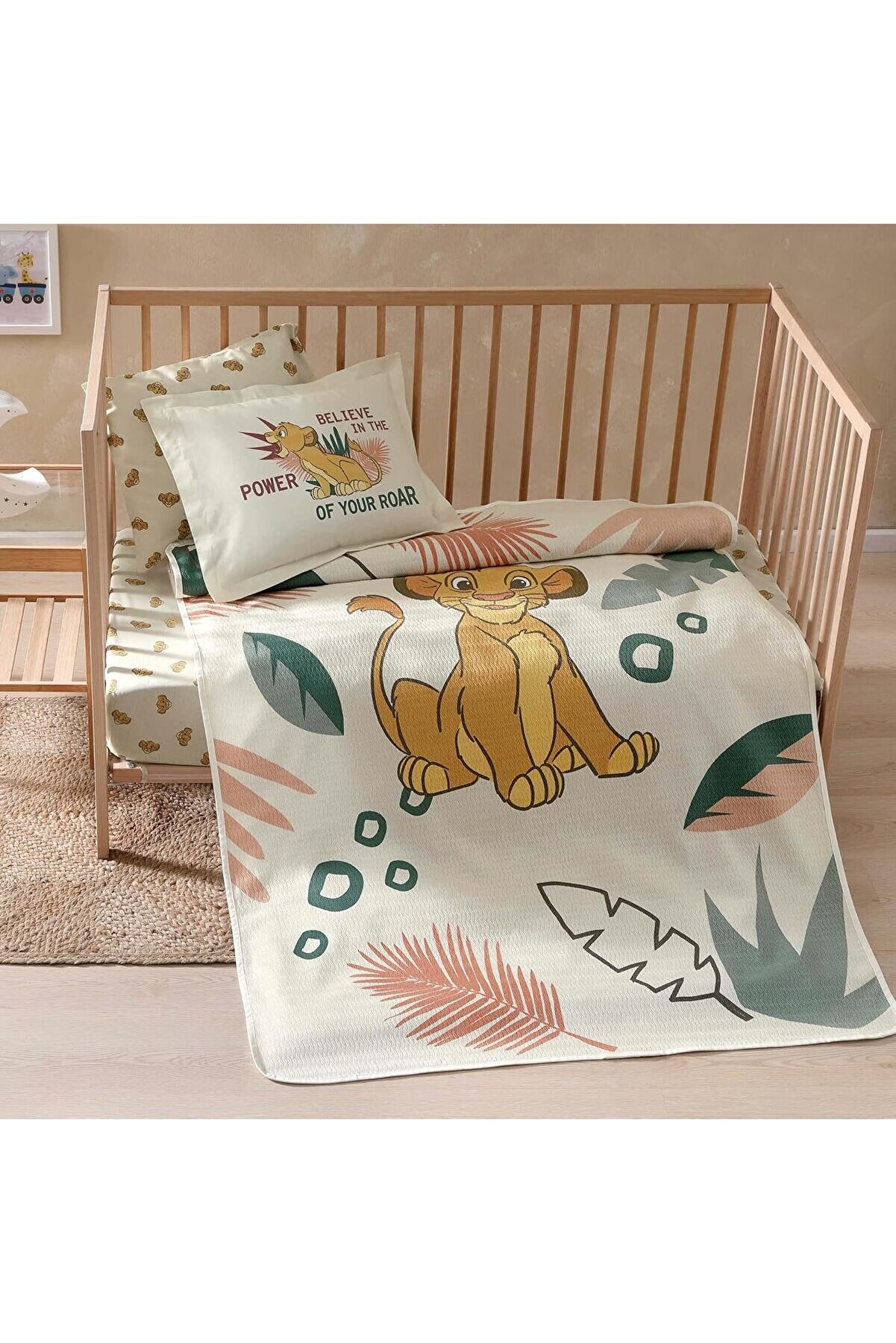 Ynsshopi̇ng Li̇on Power Li̇sanslı Karakter Baskılı%100 Pamuk Pi̇ke Takımı, &Ccedil;ok Renkli̇, K&uuml;&ccedil;&uuml;k Tek Ki̇şi̇li̇k