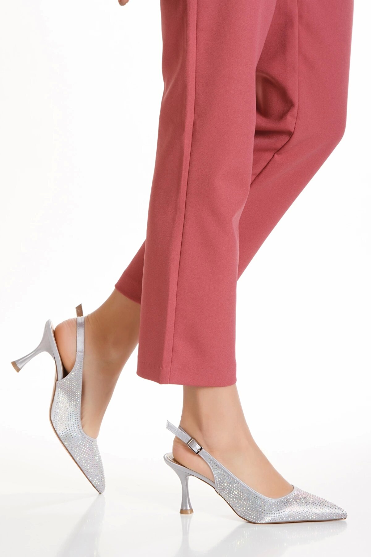 Gult Kadın Burnu Kapalı Arkası Açık Gece Ayakkabısı Gümüş