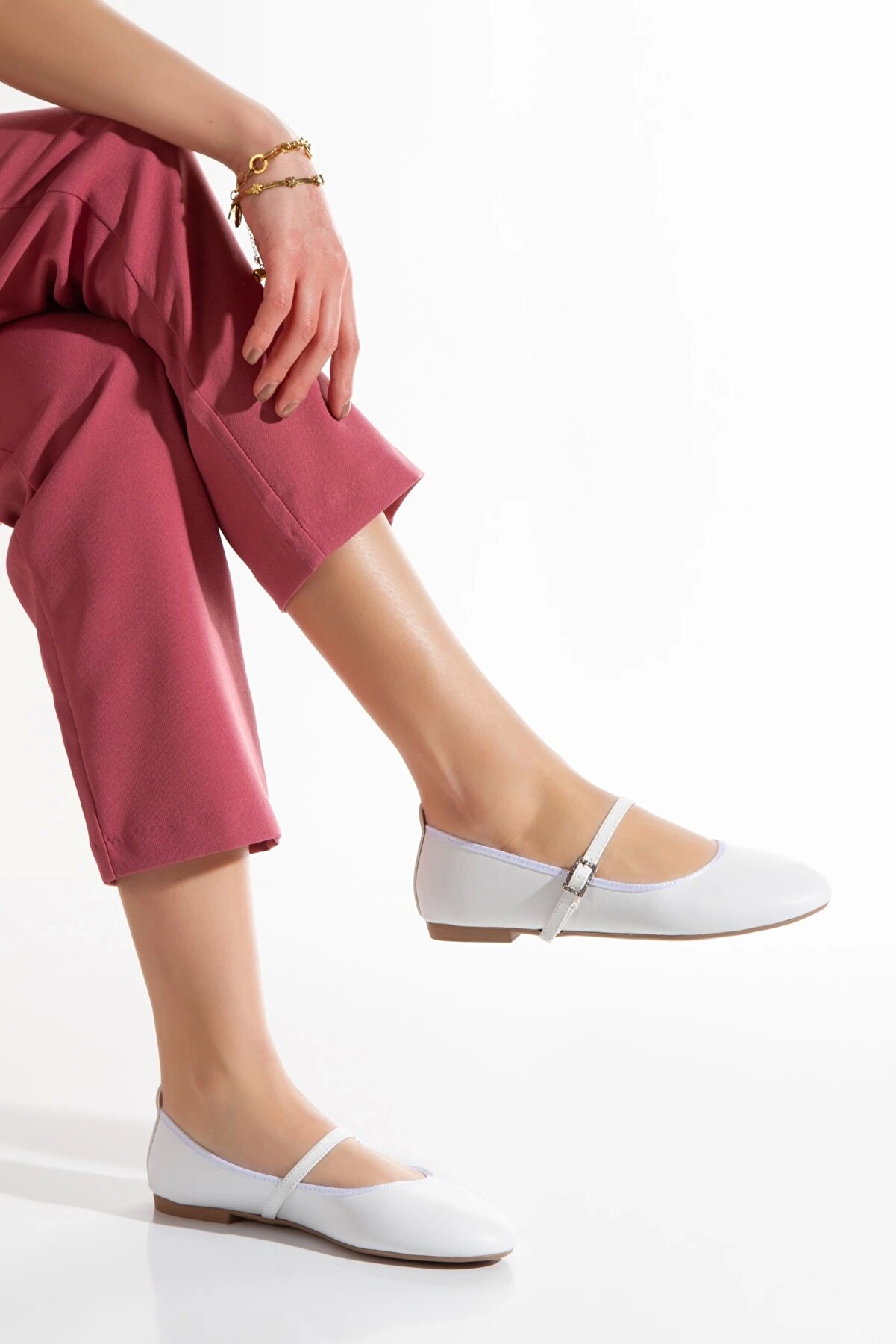 Gult Kadın Beyaz Günlük Babet