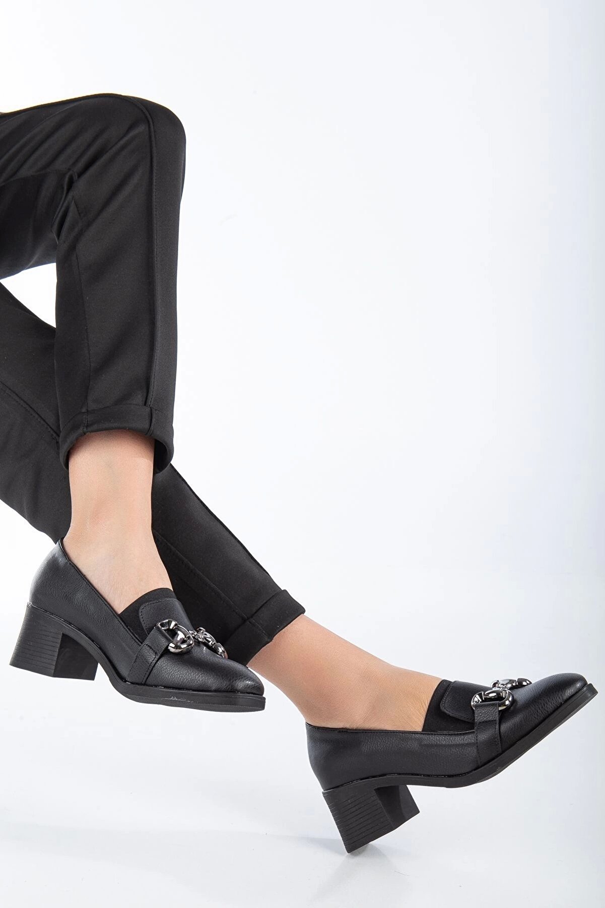 Gult Kadın Klasi̇k Ayakkabı Lasti̇kli̇ Tokalı