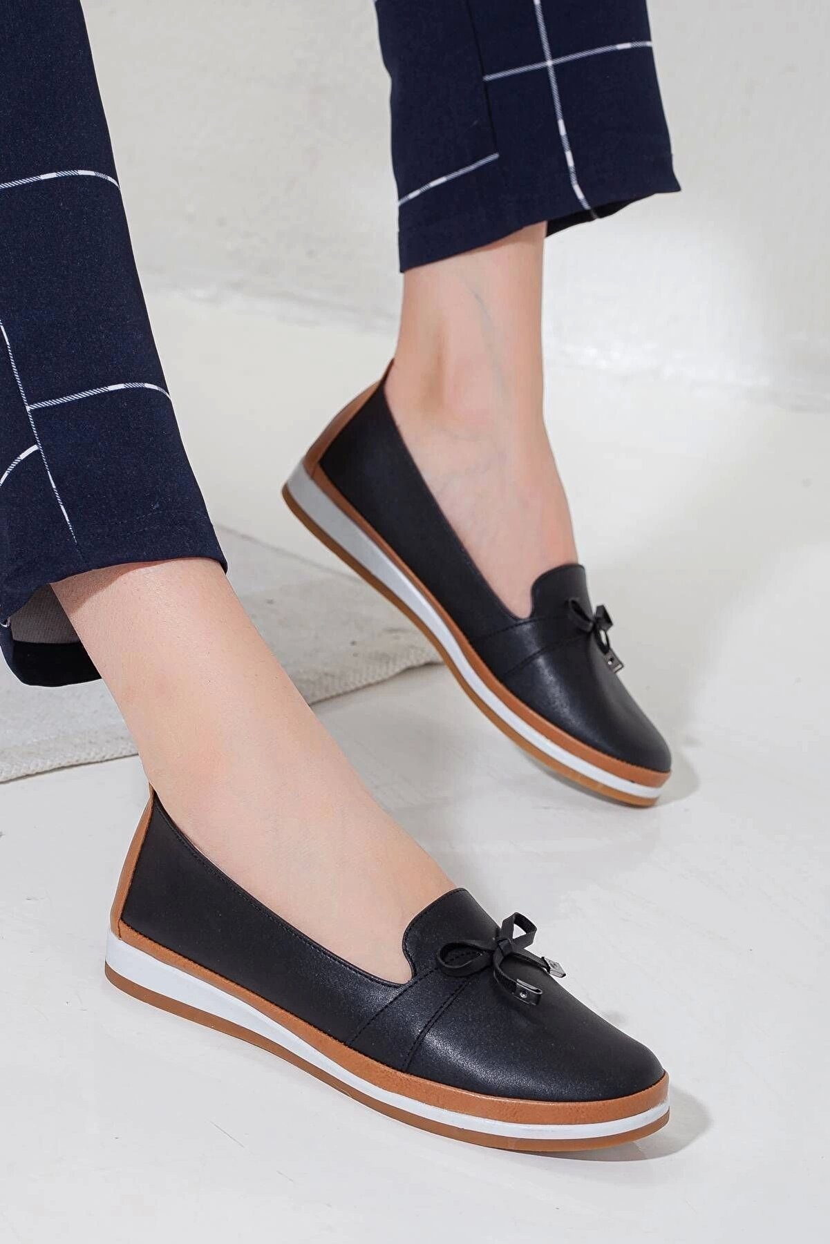 Gult Kadın Lofer Babet Si̇yah