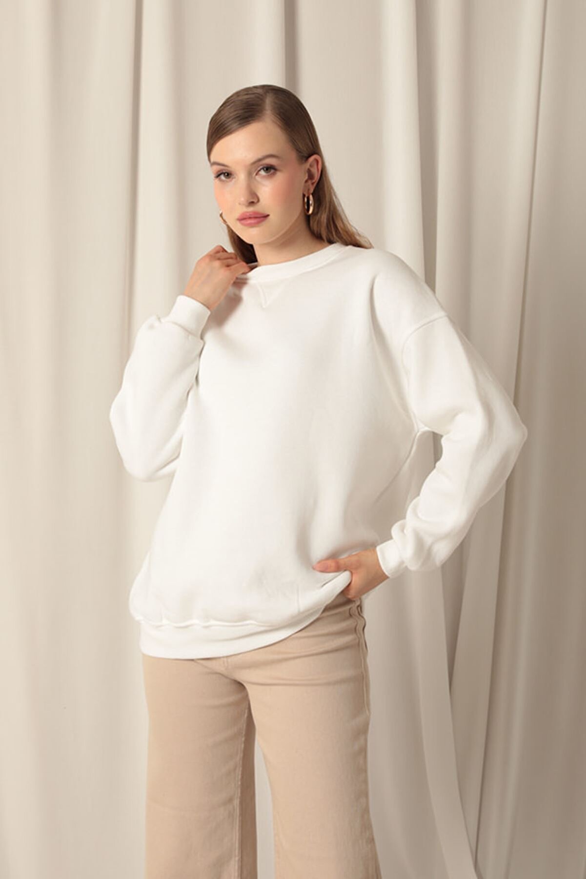 Znd Fashi̇on &Uuml;&ccedil; İpli̇k Karyokalı Sıfır Yaka Kadın Ekru Sweat