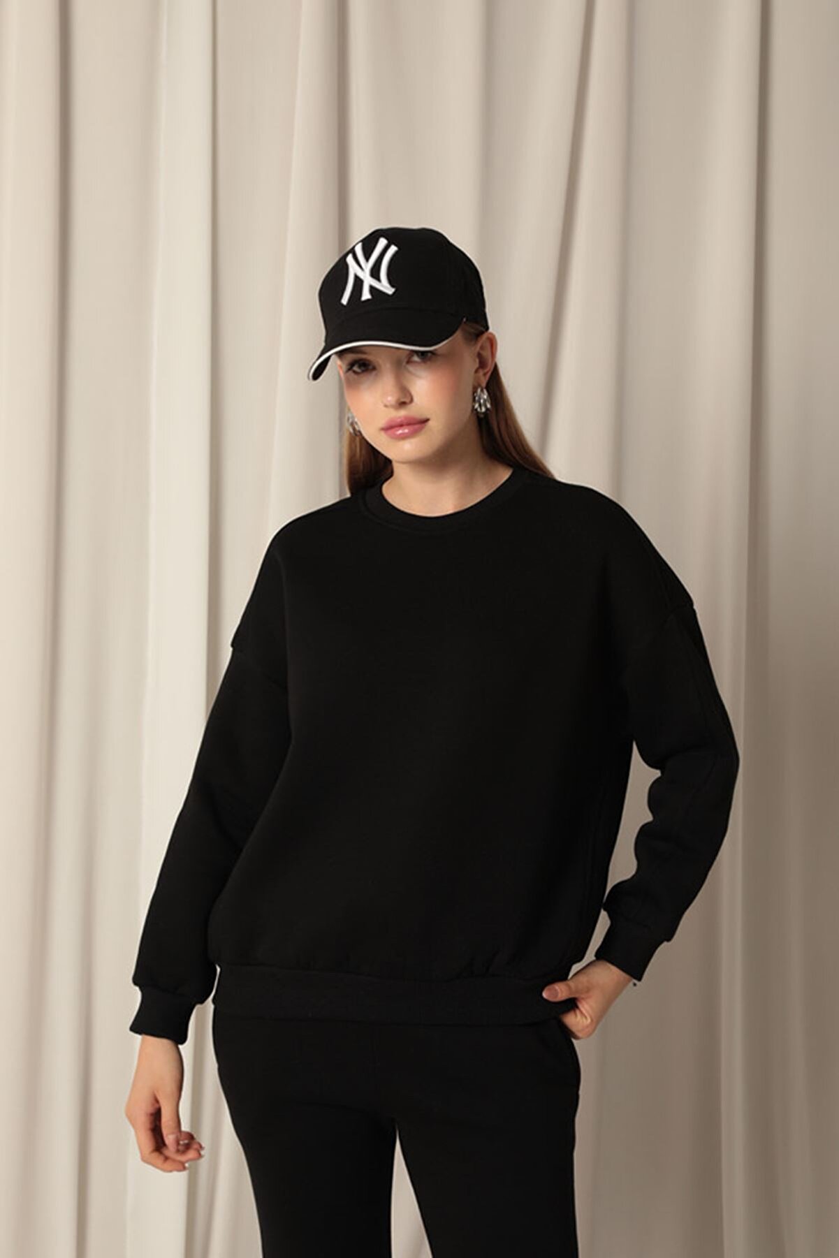 Znd Fashi̇on &Uuml;&ccedil; İpli̇k Sıfır Yaka &Ccedil;i̇malı Kadın Si̇yah Sweat