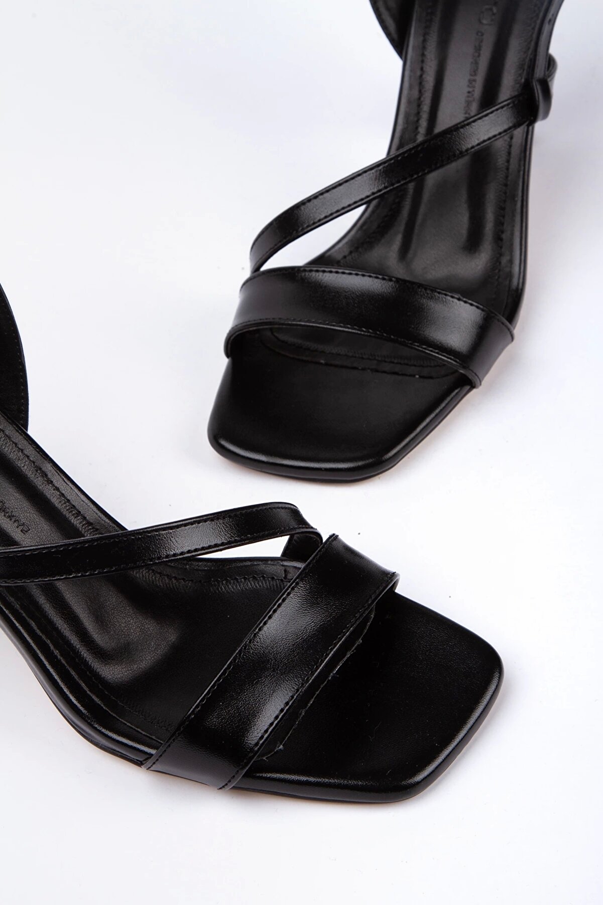 Gult Kadın Yazlık Mezuni̇yet Ayakkabısı