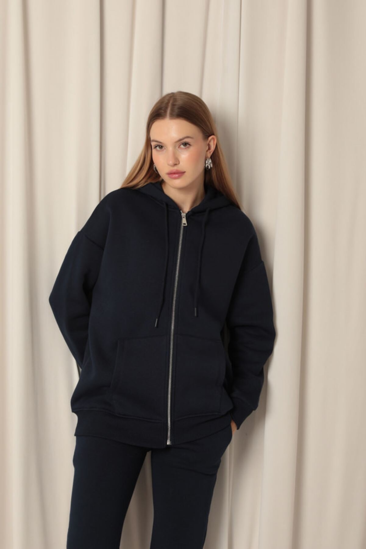 Znd Fashi̇on &Uuml;&ccedil; İpli̇k Kanguru Cep Fermuarlı Kap&uuml;şonlu Kadın Laci̇vert Sweat