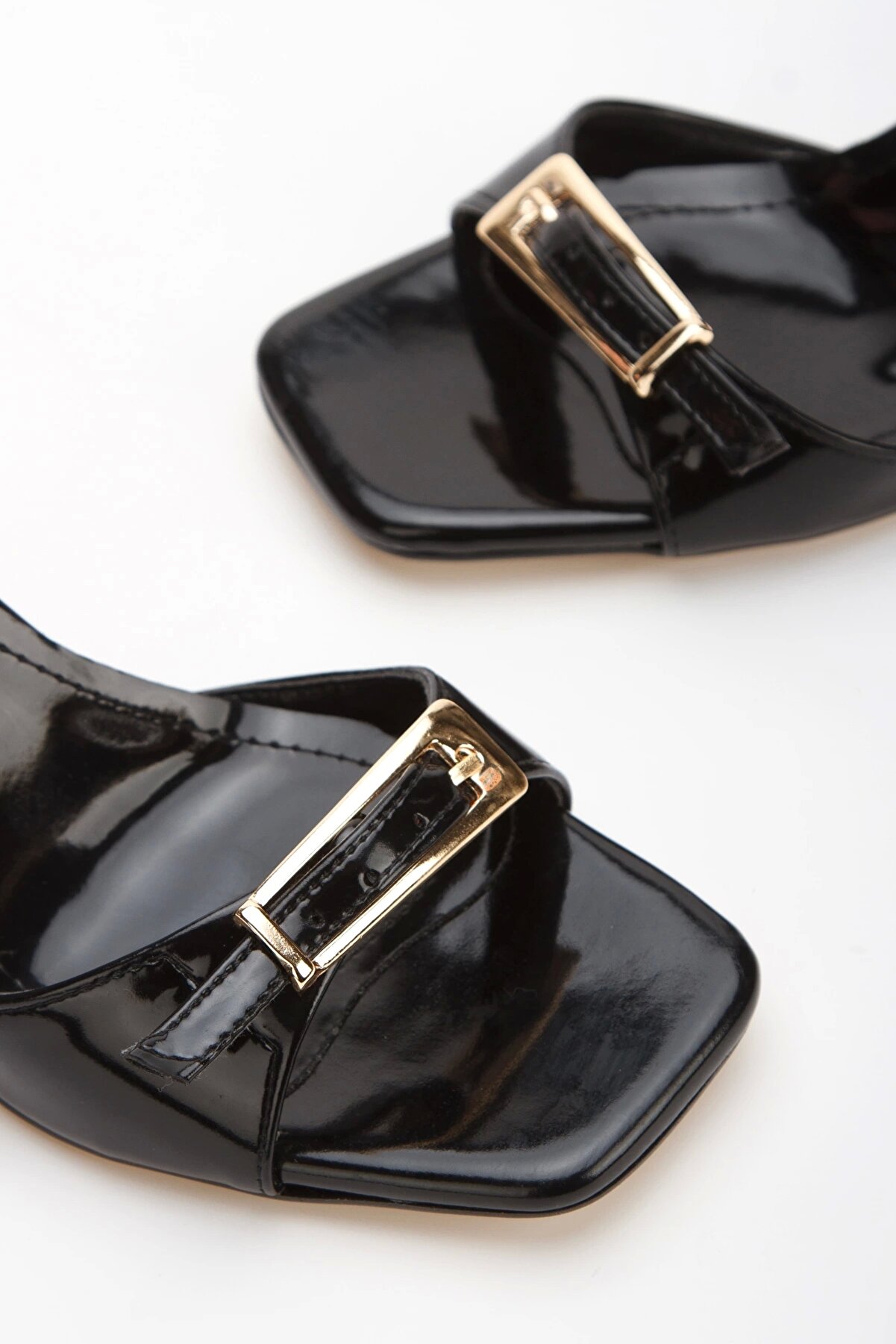 Gult Kadın Yazlık Ayakkabı Çeyi̇zli̇k