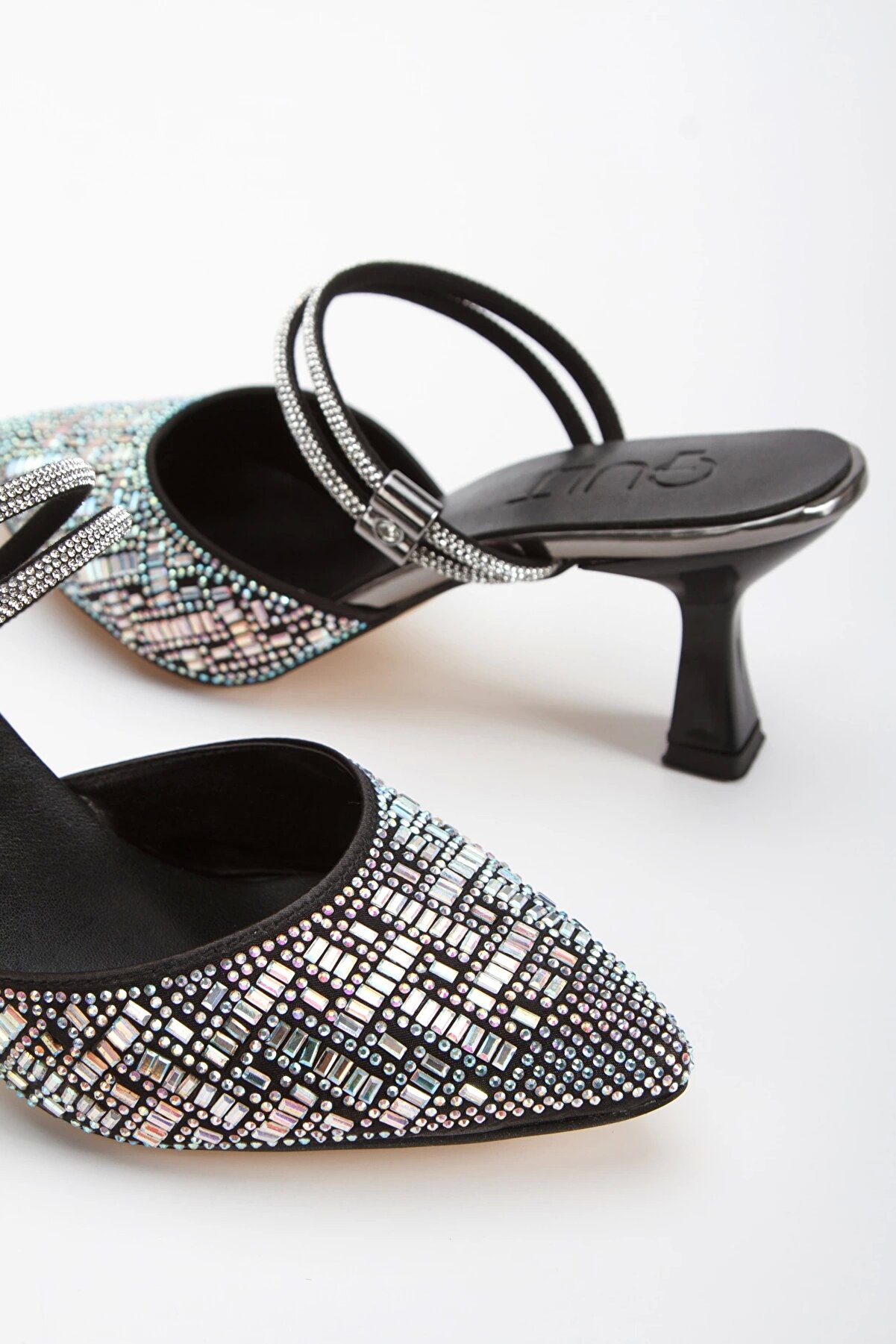 Gult Kadın Önü Taşlı Terli̇k