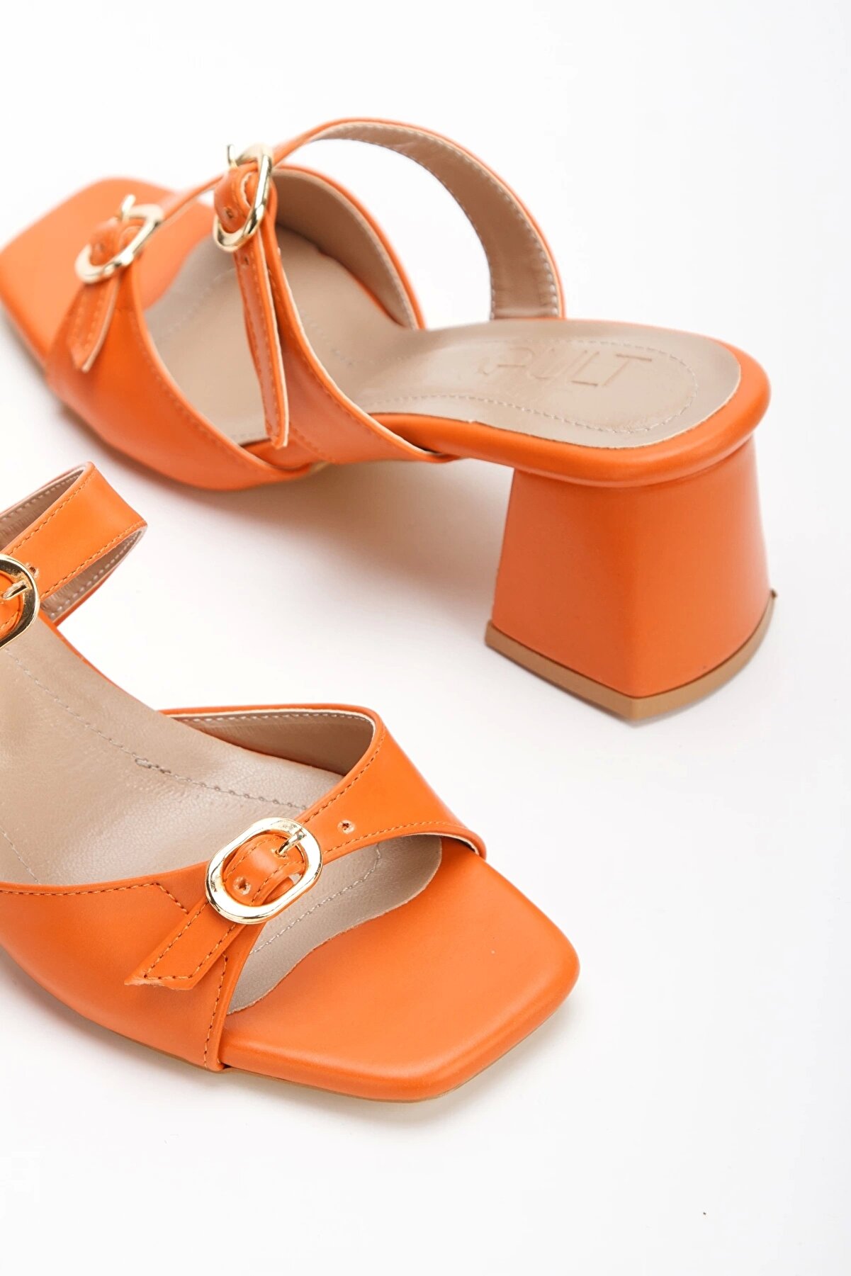 Gult Kadın Kalın Topuklu Terli̇k