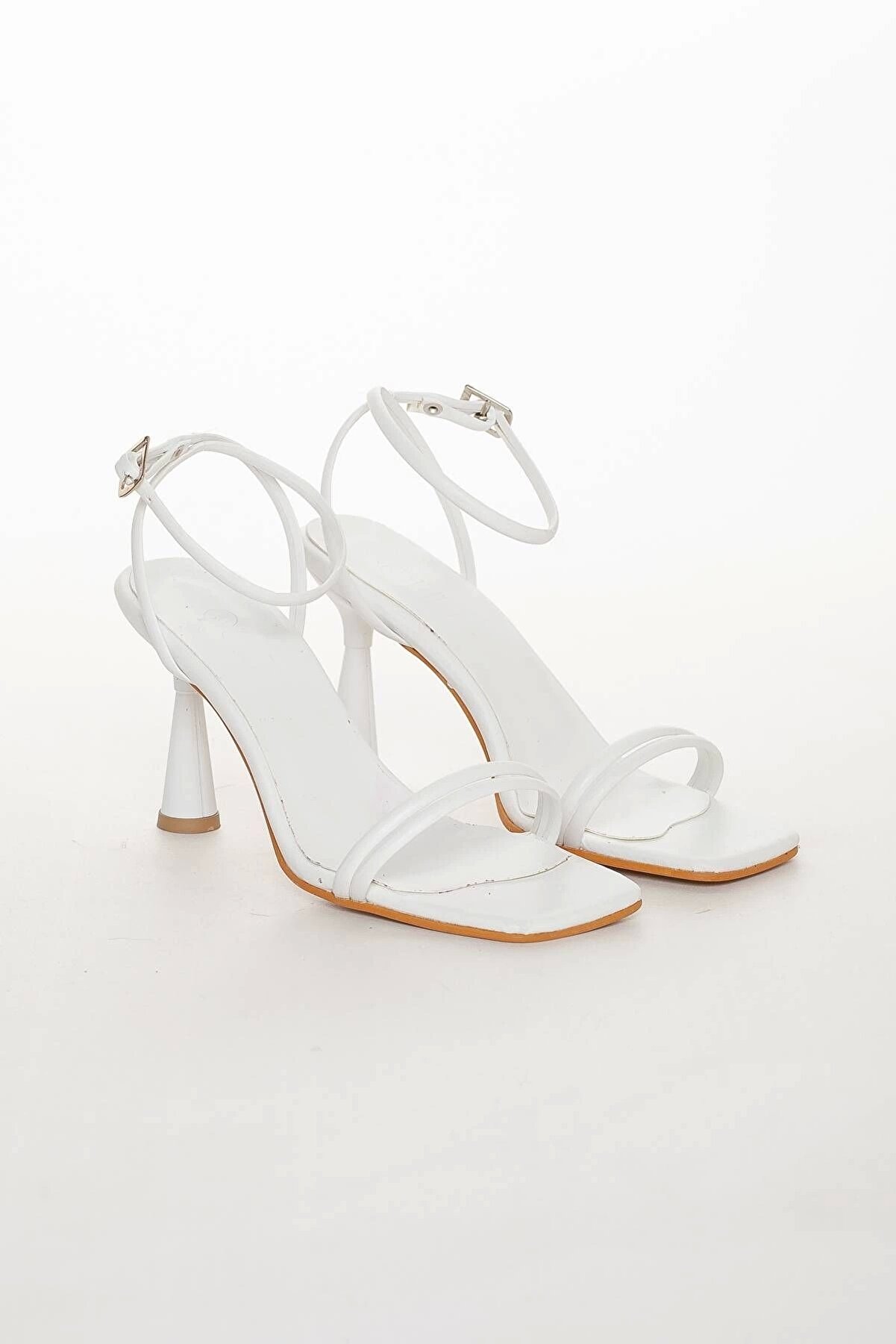 Gult Kadın Yazlık Topuklu Ayakkabı Beyaz