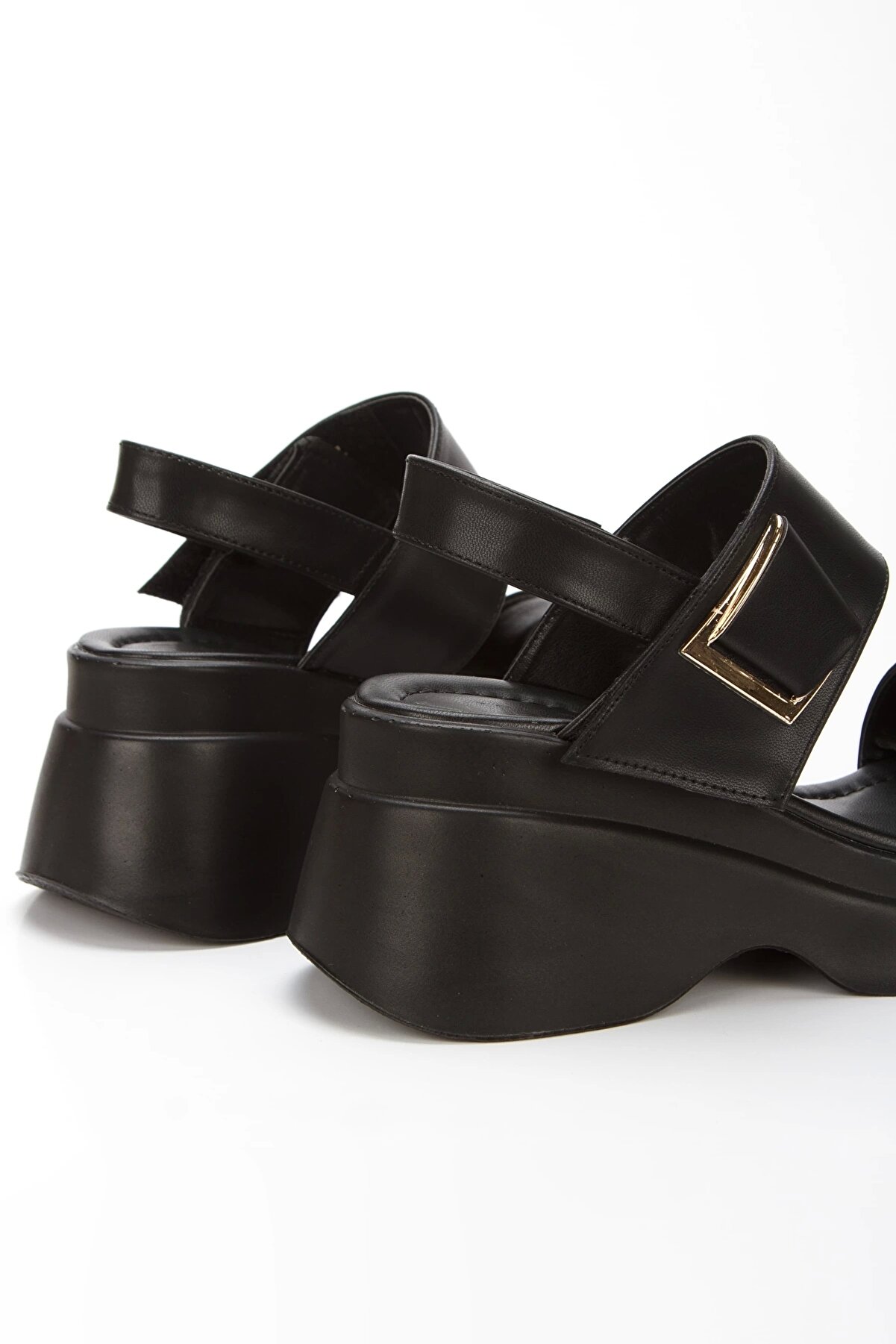 Gult Kadın Sandalet Cırt Kapamalı