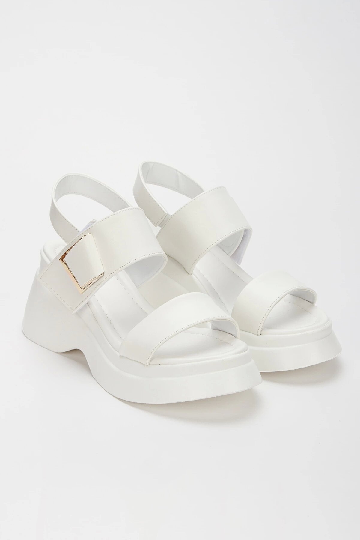 Gult Kadın Sandalet Cırt Kapamalı