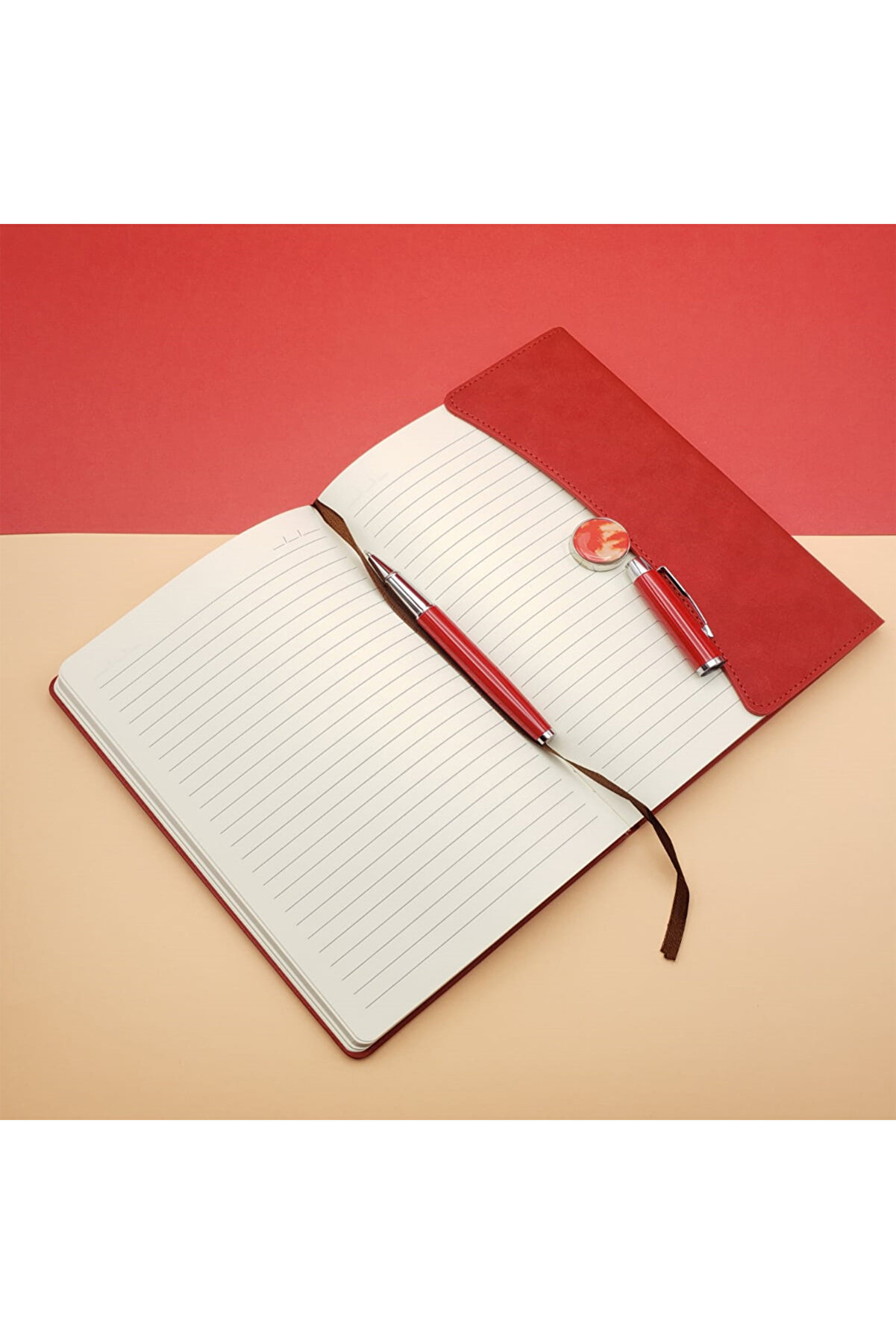 Çi̇zgi̇li̇ Defter Ve Metal Kalem Seti̇ Kırmızı