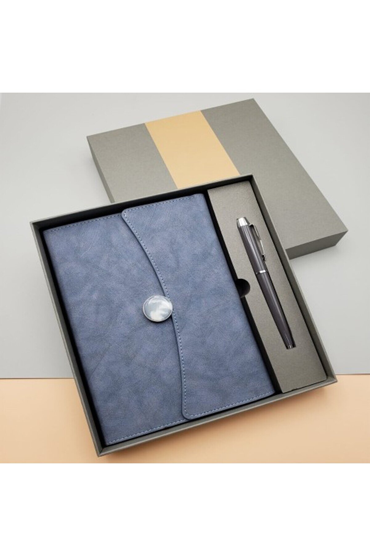 Çi̇zgi̇li̇ Defter Ve Metal Kalem Seti̇