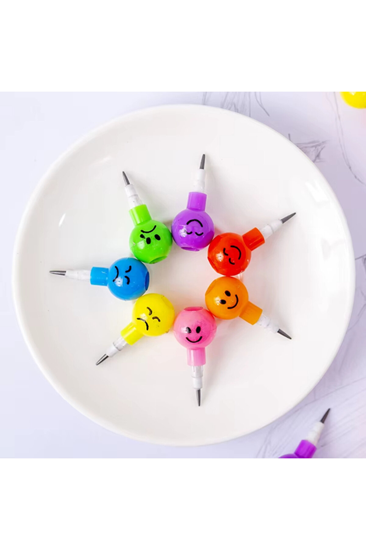 Ethab Ti̇caret Emoji̇li̇ Yumurtlayan Kalem Seti̇ 4 L&uuml;