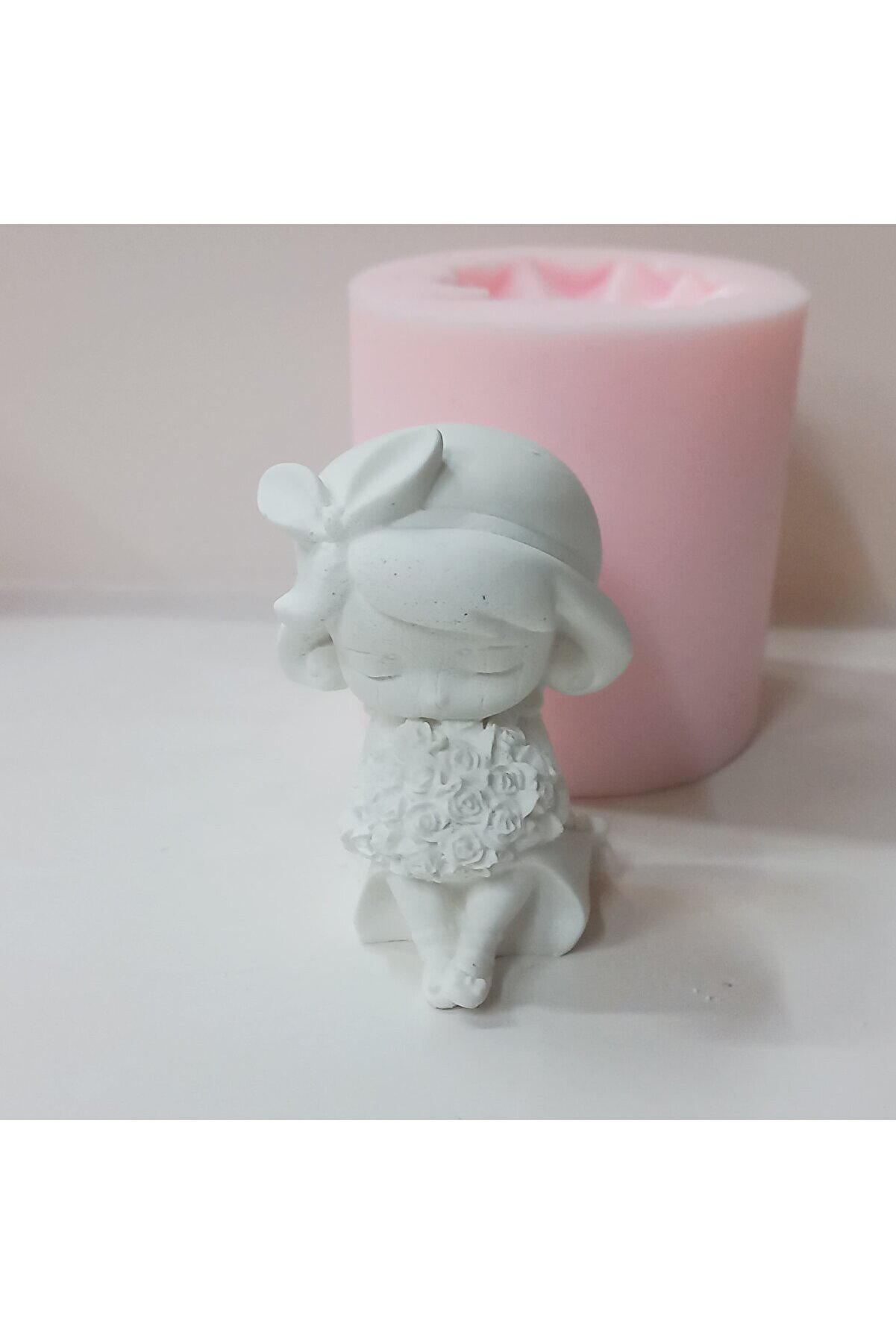 Kalıpcınızburada Çi̇çekli̇ Kız Bi̇blo Si̇li̇kon Kalıp - K7593