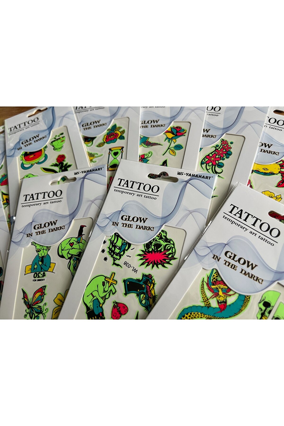 Ai̇rbrush Tattoo Fosforlu Karanlıkta Parlayan 6 Adet Yapıştırma Ge&ccedil;i̇ci̇ D&ouml;vme