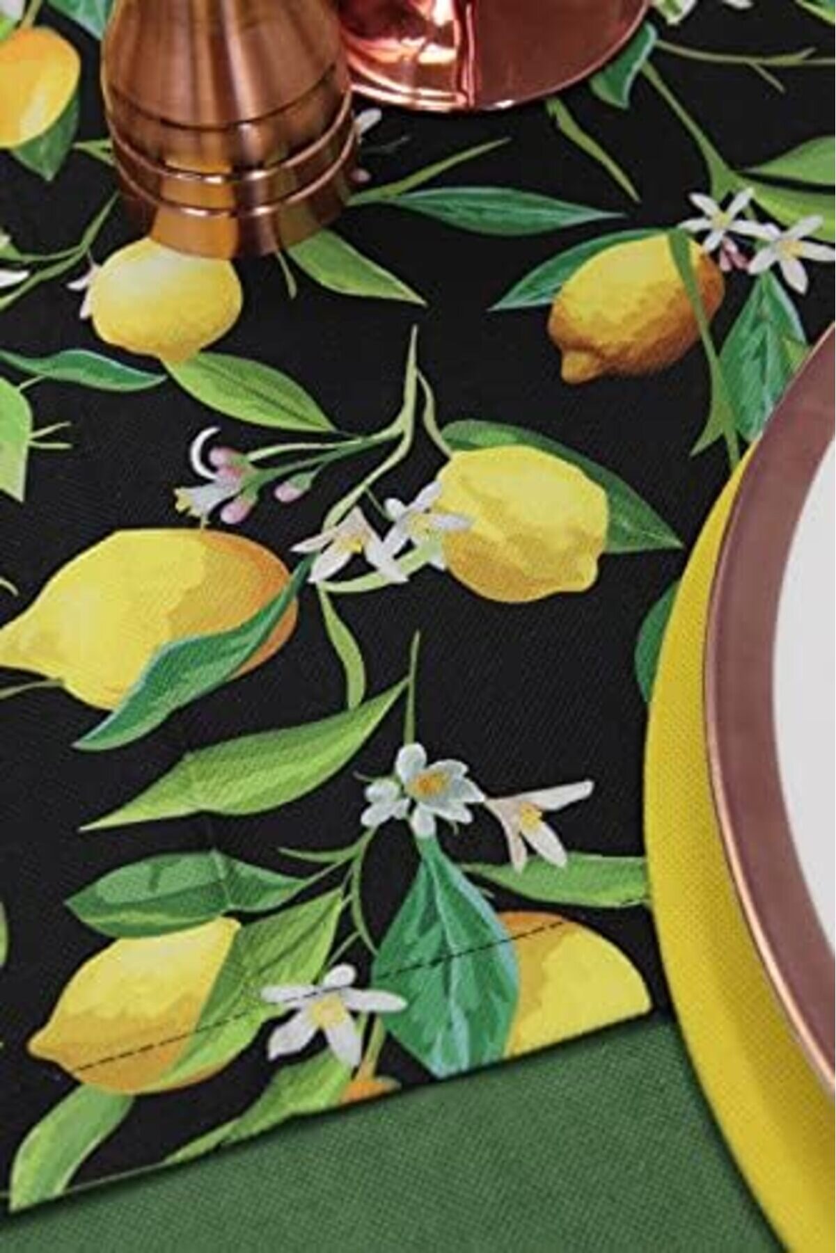Oskyshopc Desenli̇ Si̇yah Zemi̇n Arka Plan Baskılı Runner Servi̇s 40X150 Cm Newdesi̇ng 842385