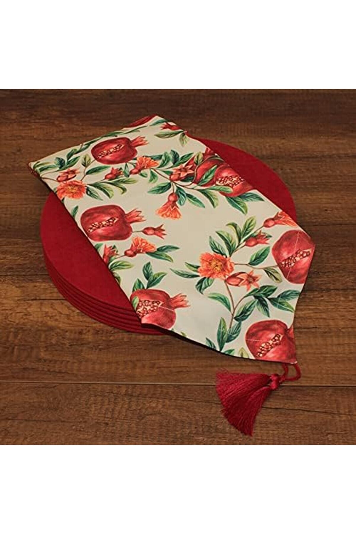 Modashi̇ne Desenli̇ Beyaz Zemi̇n Arka Plan Baskılı Runner Servi̇s 40X150 Cm Modavi̇be 1154065