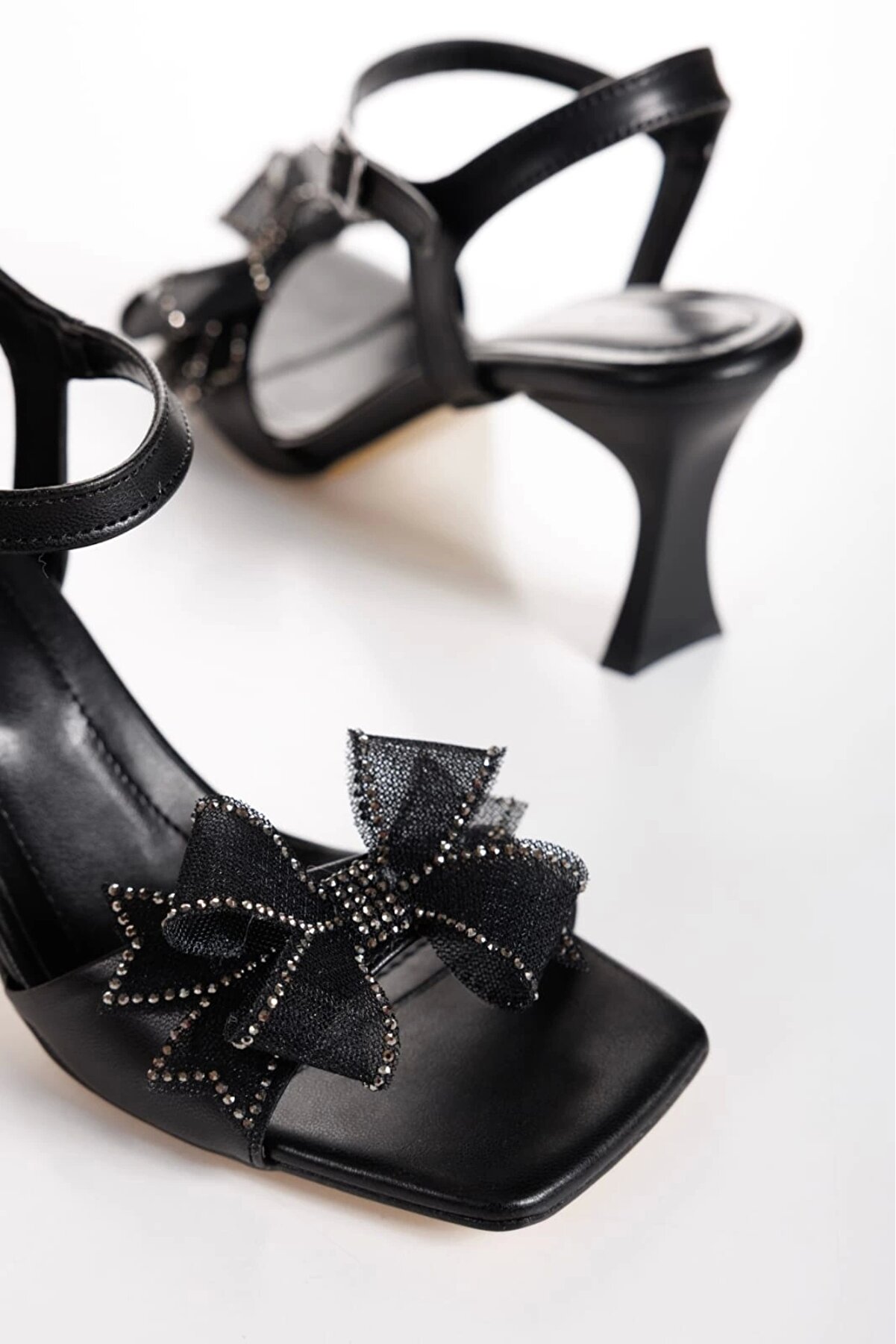 Gult Kadın Yazlık Kelebek Papyonlu