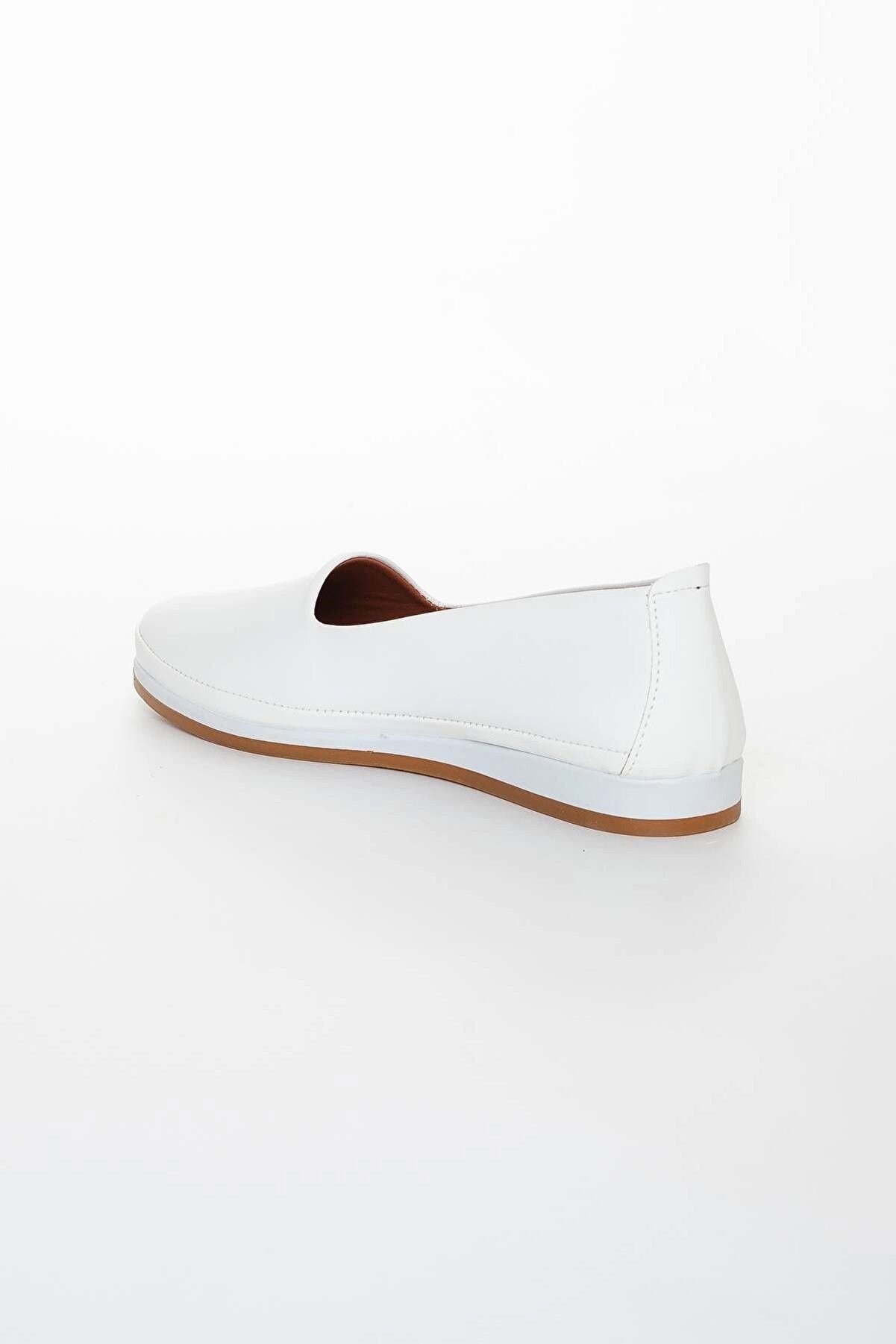 Gult Haki̇ki̇ Deri̇ Kadın Günlük Ortopedi̇k Ayakkabı Beyaz Düz