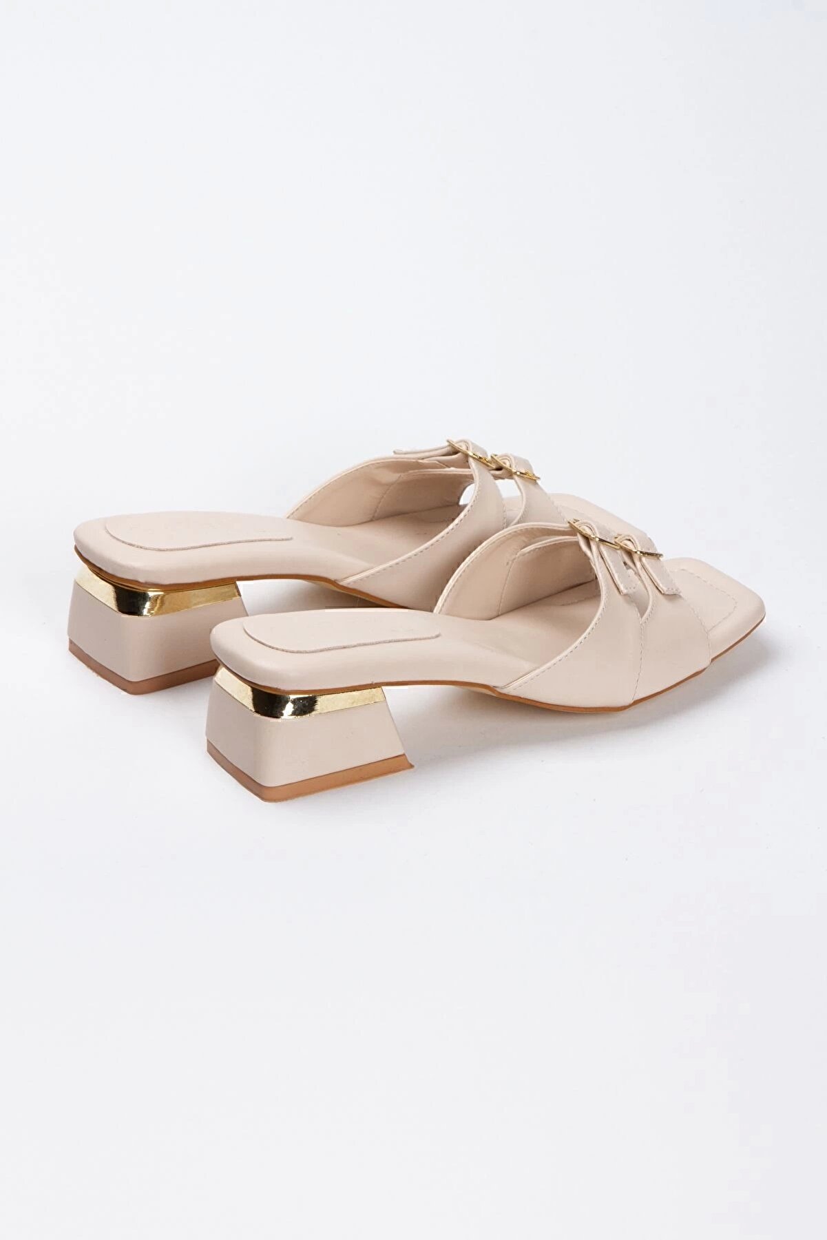 Lulo Kadın 4 Cm Tam Kalıp Tarz Topuklu Terli̇k Nude