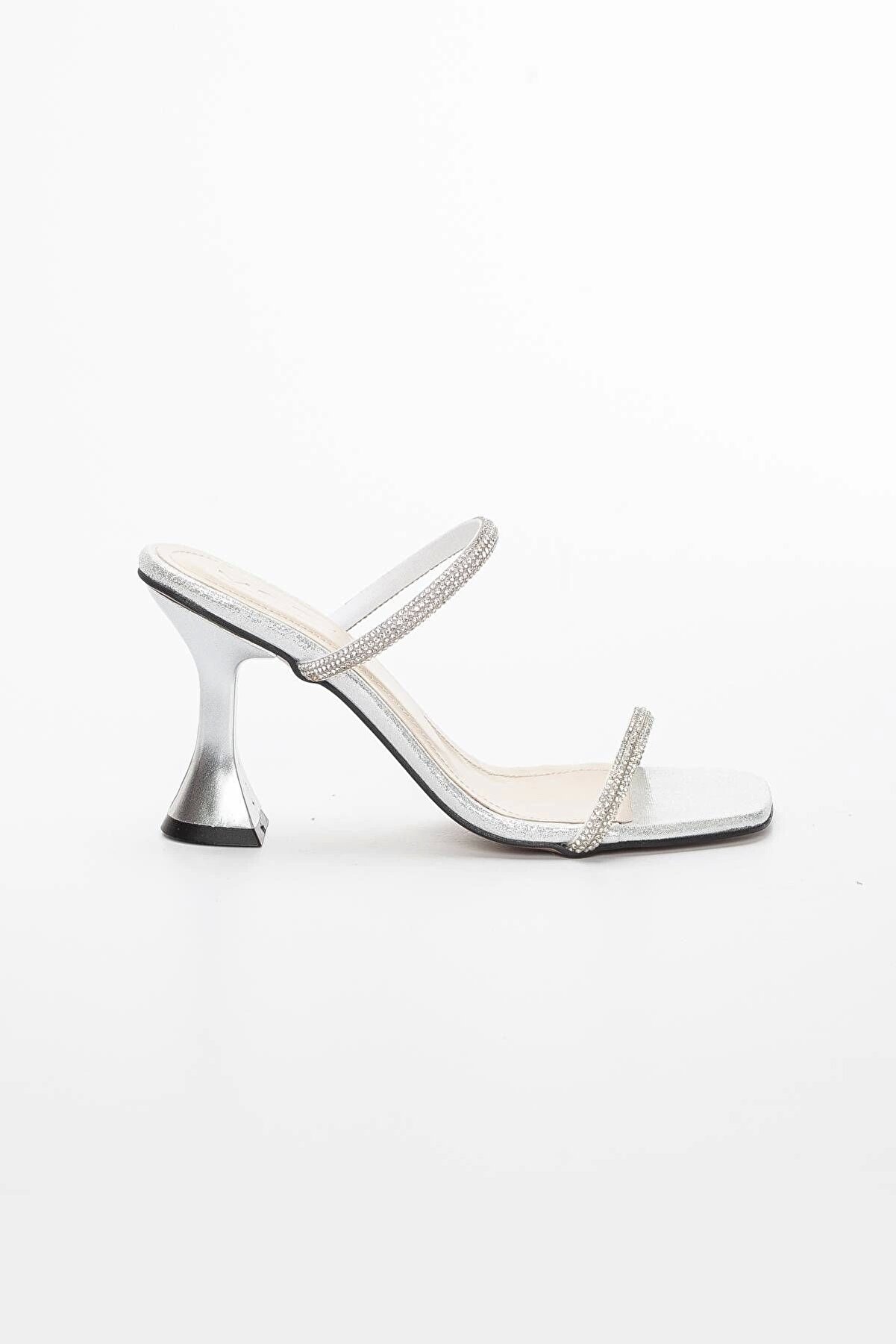 Gult Kadın Kadeh Topuklu Terli̇k Gümüş