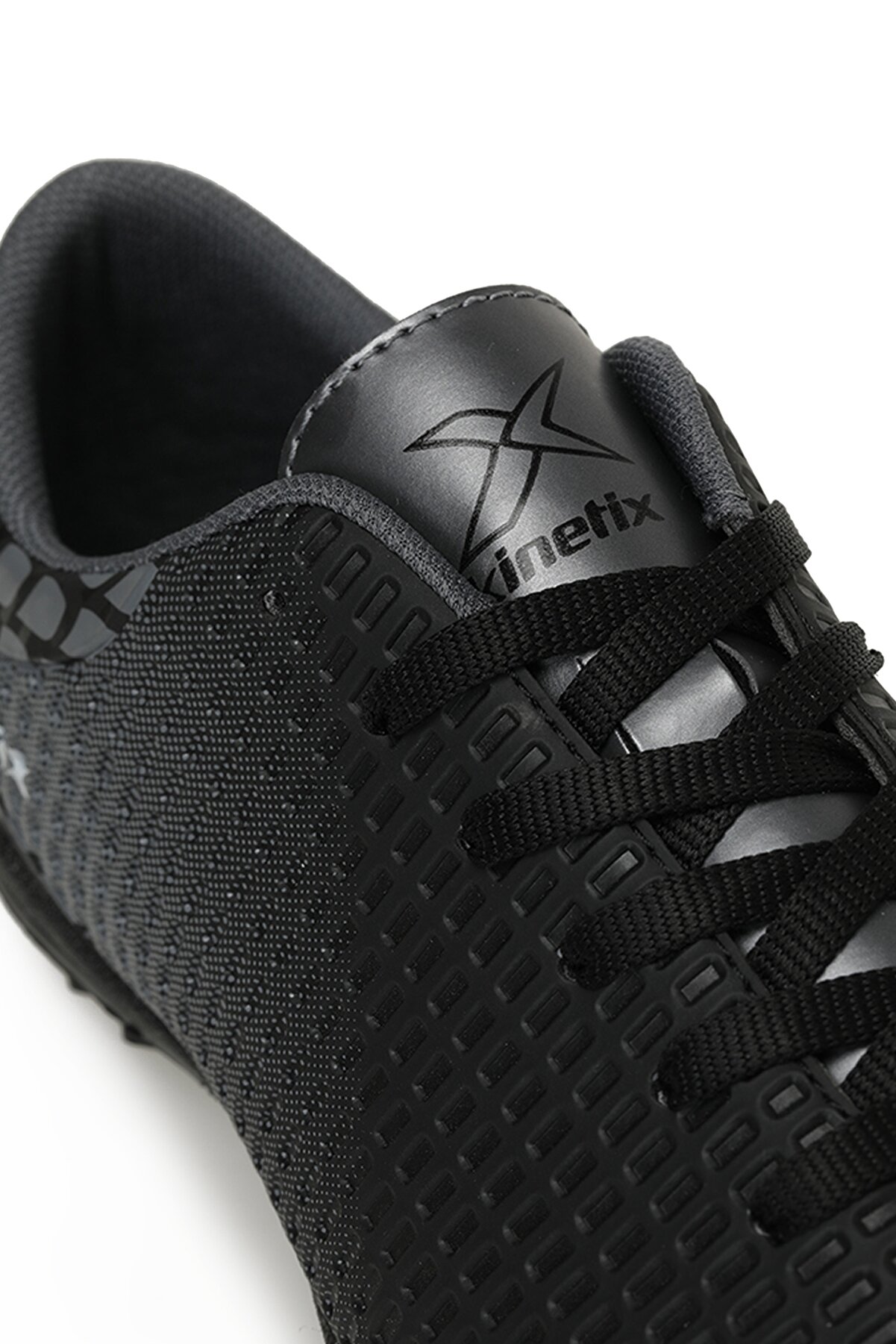 Ki̇neti̇x Sergı Tf 3Fx Si̇yah Uni̇sex Halı Saha Ayakkabısı