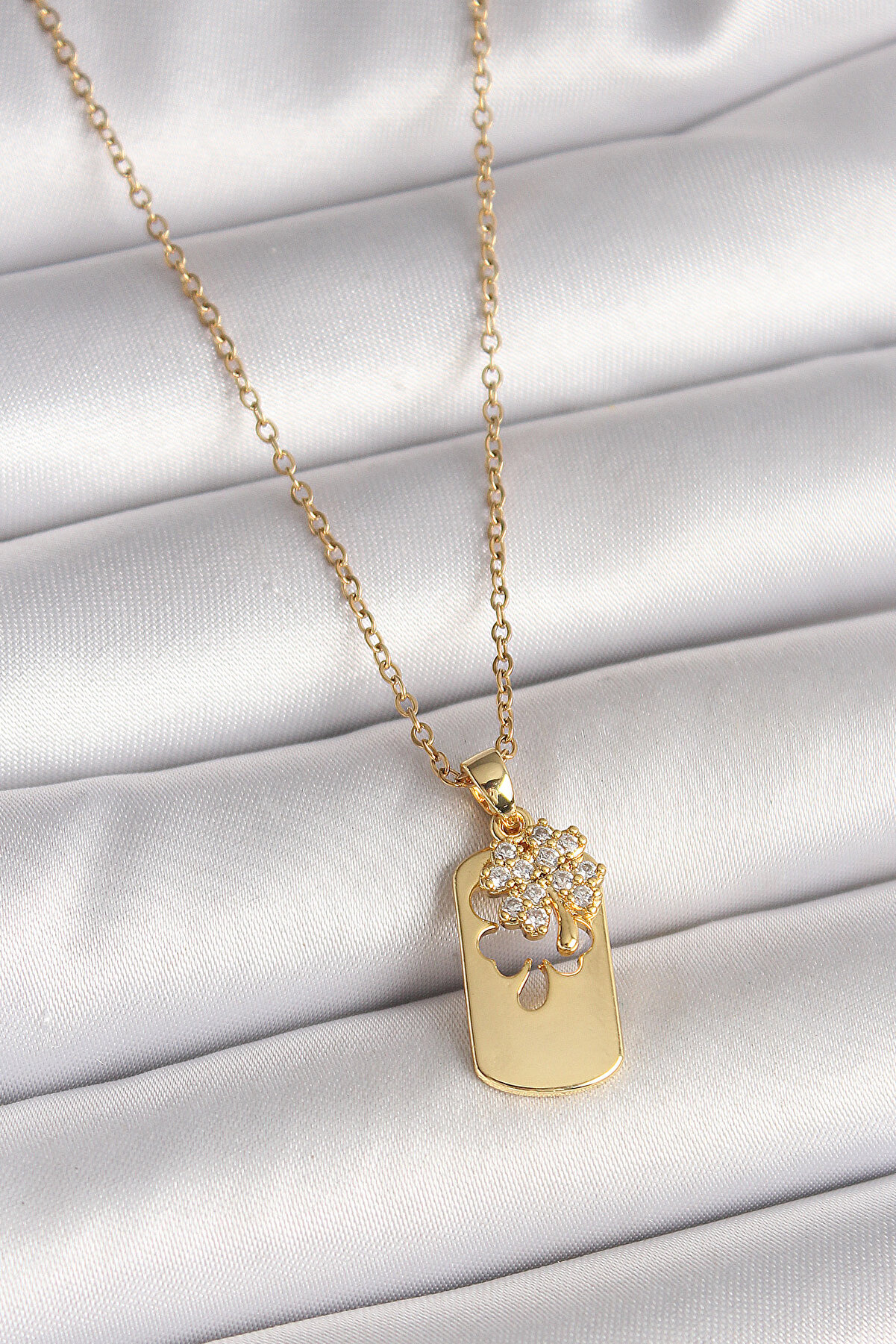 Toptan Bulurum 316L Çelik Gold Renk Zincir Zirkon Taşlı Yonca Model Kadın Ke