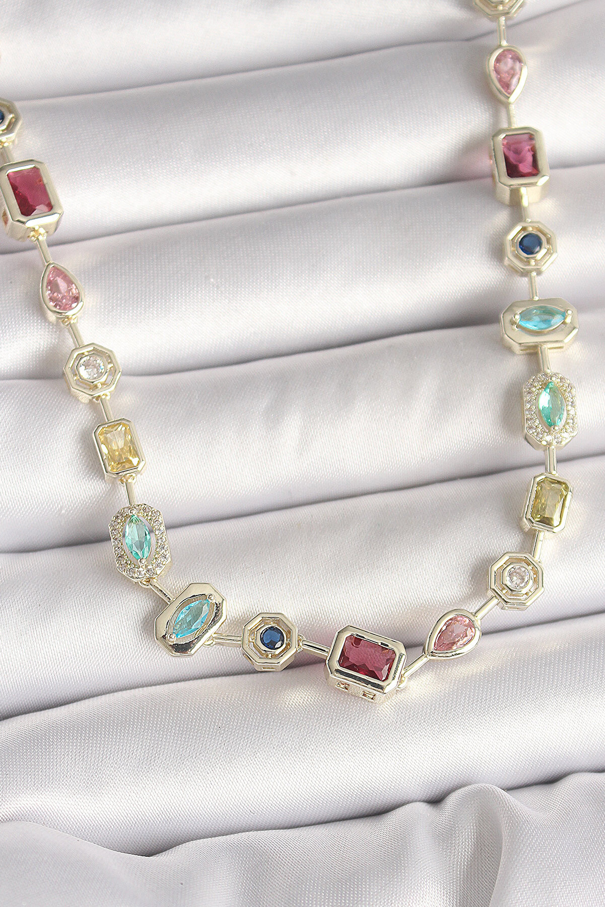 Toptan Bulurum Pirinç Gold Renk Zirkon Taşlı VIP Seri Kadın Ke