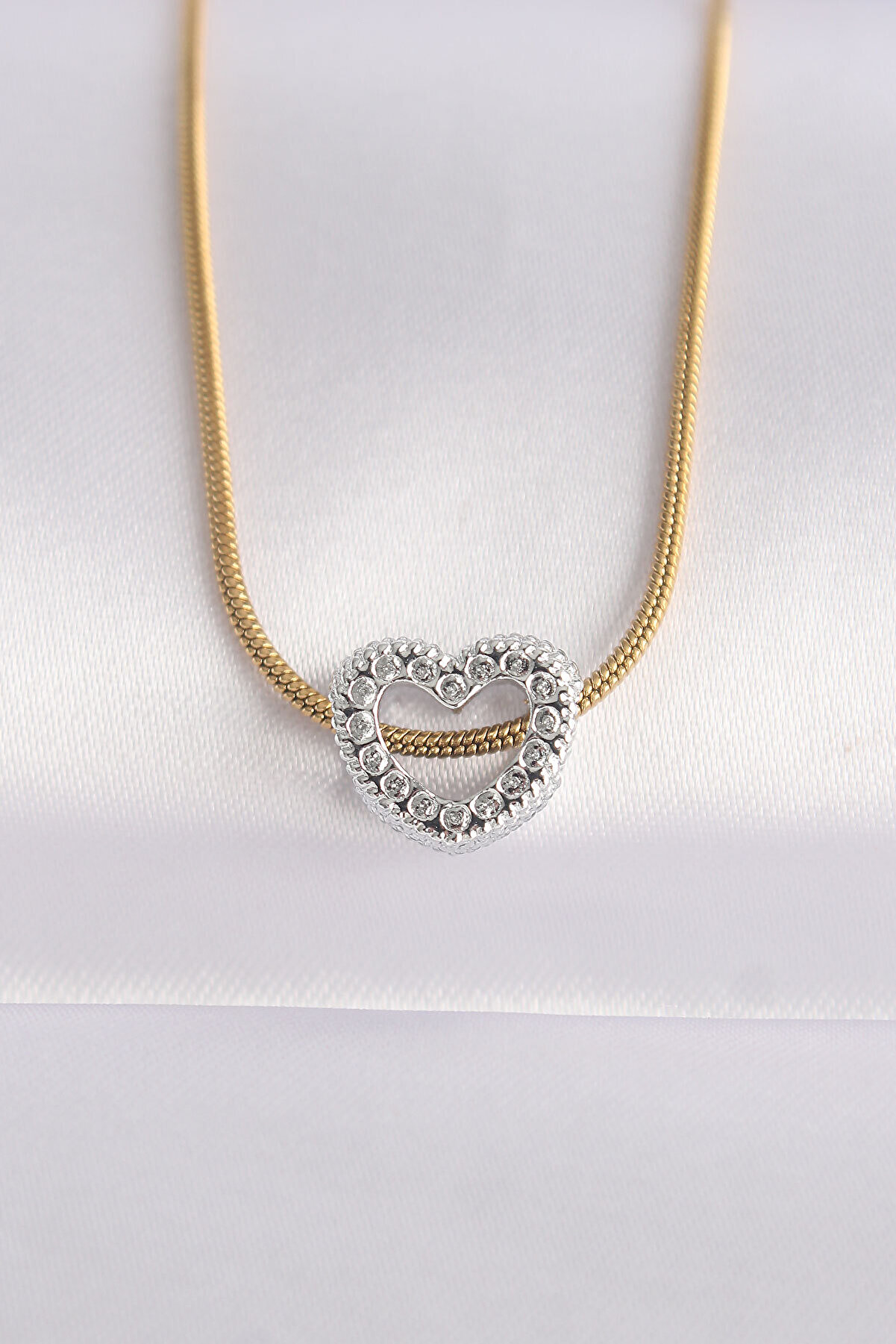 Toptan Bulurum 316L Çelik Zincir Altın Renk Zincirli Gümüş Renk Kalp Tasarımlı Ke