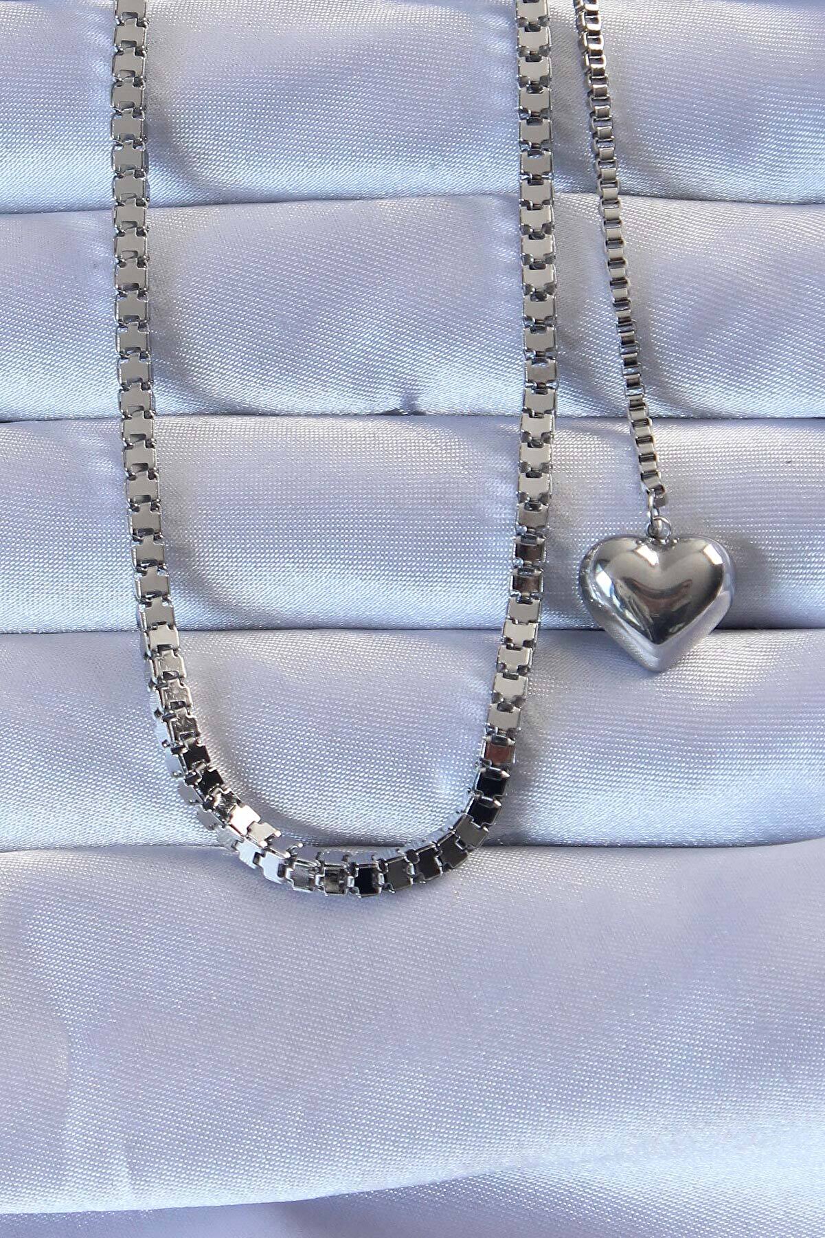 Toptan Bulurum 316L &Ccedil;elik G&uuml;m&uuml;ş Renk K&uuml;p Zincirli Kalpli Ke