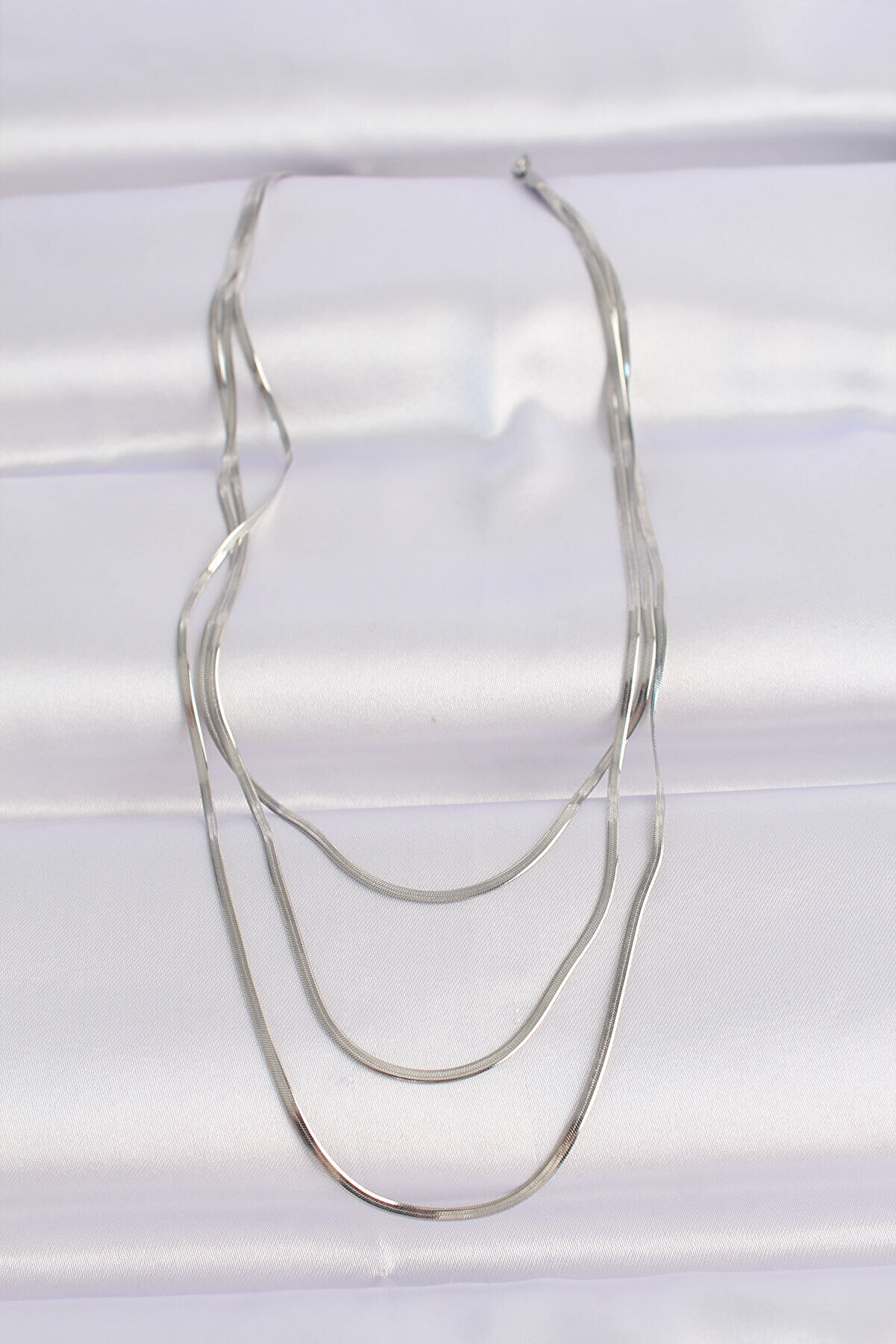 316L &Ccedil;eli̇k G&uuml;m&uuml;ş Renk İtalyan Zi̇nci̇r &Ccedil;oklu Ke