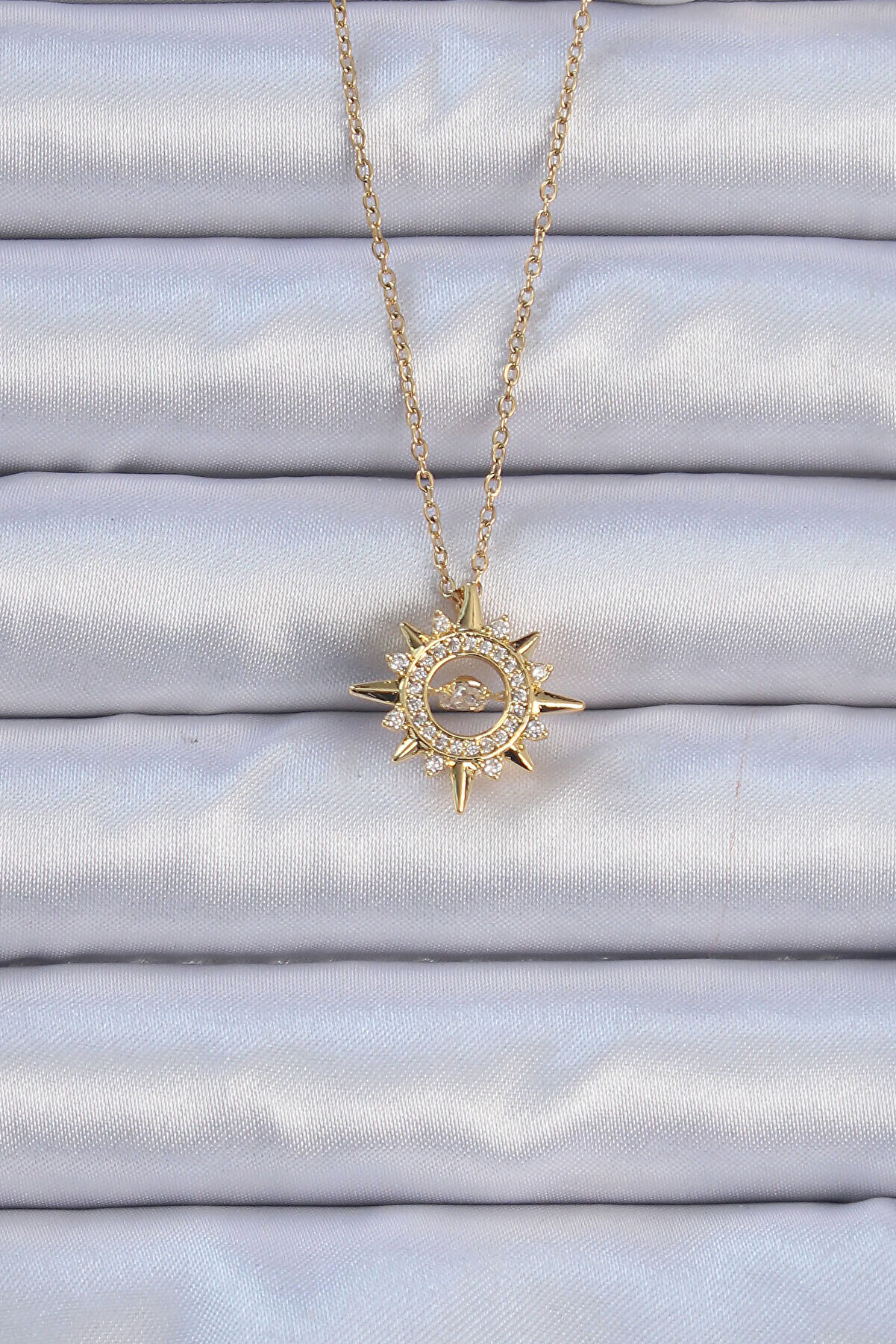 Toptan Bulurum 316L Çelik Zincir Altın Renk Zirkon Taşlı Parlayan Yıldız Ke