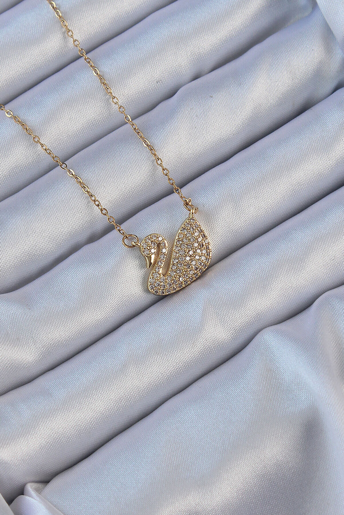 pnr shop 316L Çelik Zincir Altın Renk Zirkon Taşlı Kuğu Ke