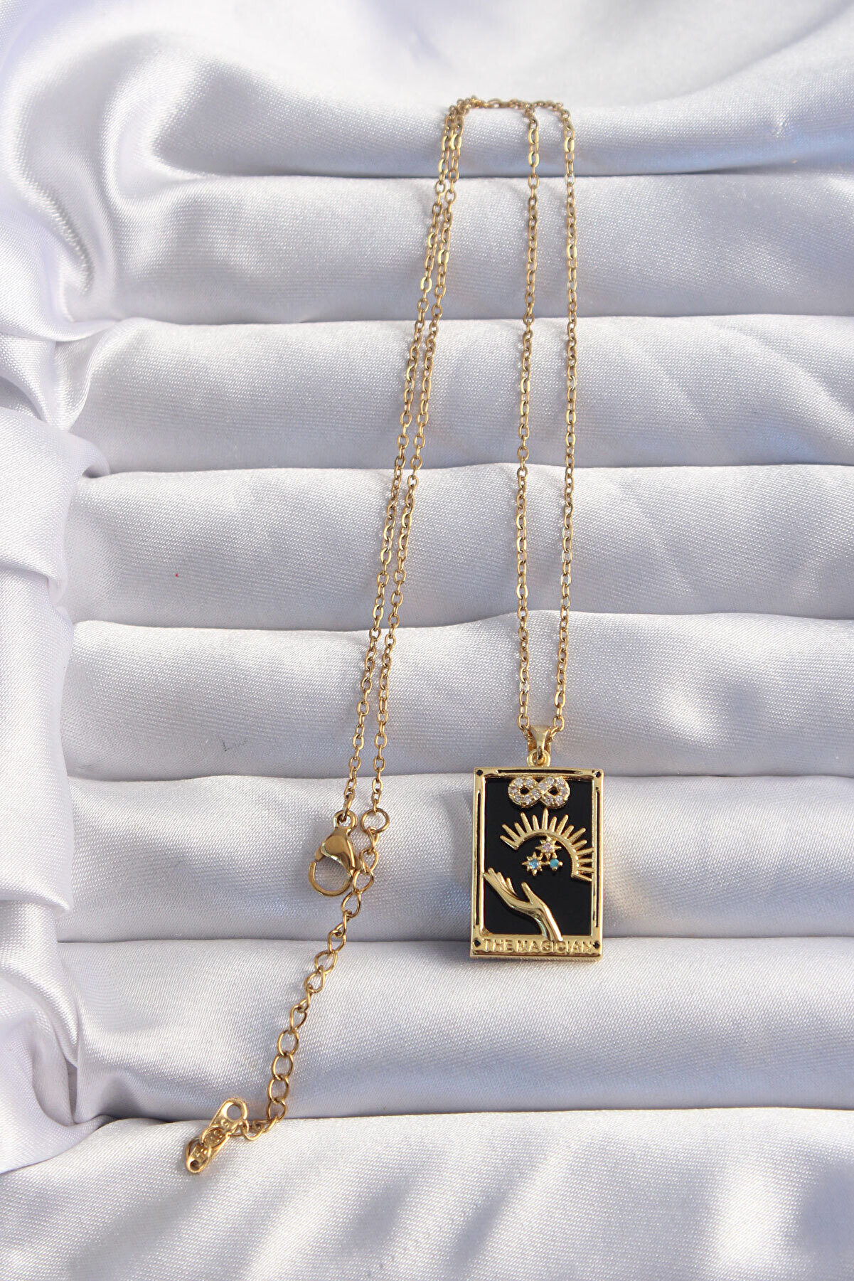 316L Çeli̇k Zi̇nci̇r Gold Renk Sonsuzluk Detay Zi̇rkon Taşlı Tarot Ke