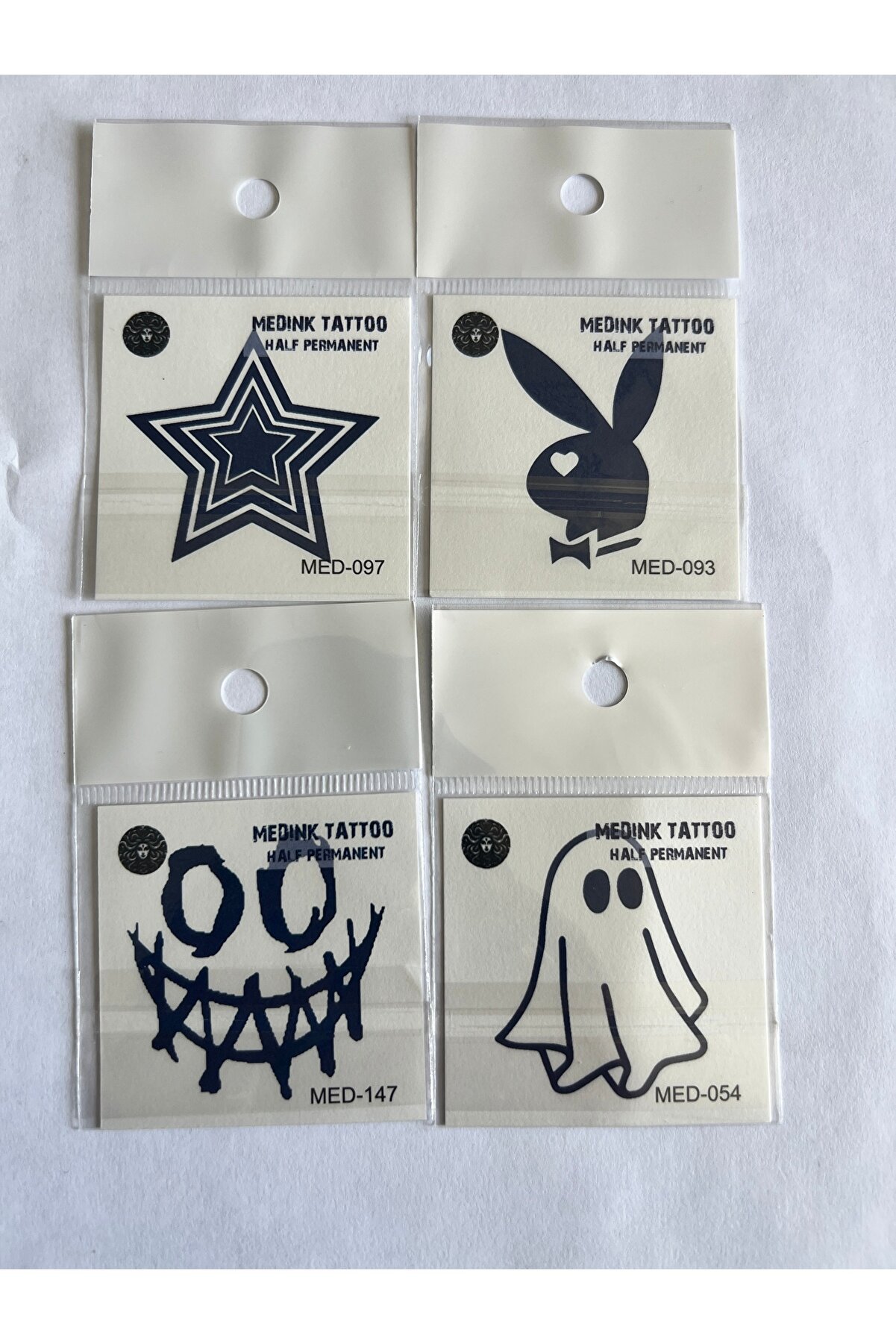 Ai̇rbrush Tattoo &Ccedil;ılgın 4 Adet Bi̇rden Mi̇ni̇mal 3 Hafta Kalıcı Ge&ccedil;i̇ci̇ D&ouml;vme Seti̇