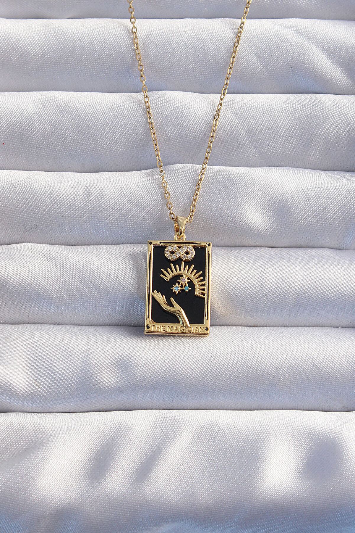 Toptan Bulurum 316L Çelik Zincir Gold Renk Sonsuzluk Detay Zirkon Taşlı Tarot Ke