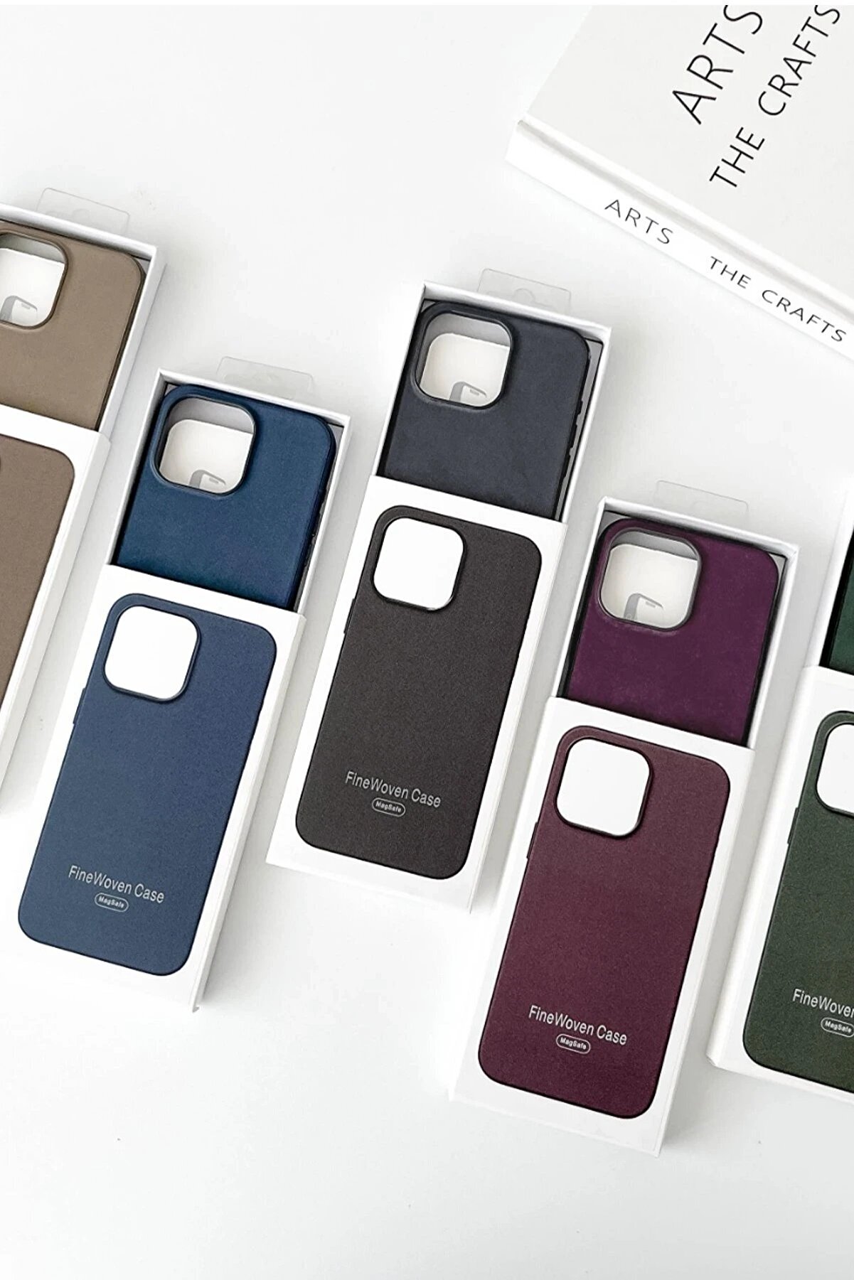 İphone 15 Pro Max Kılıf Karen Magsafe Kapak - Kahverengi̇ - Dropx2120-5683